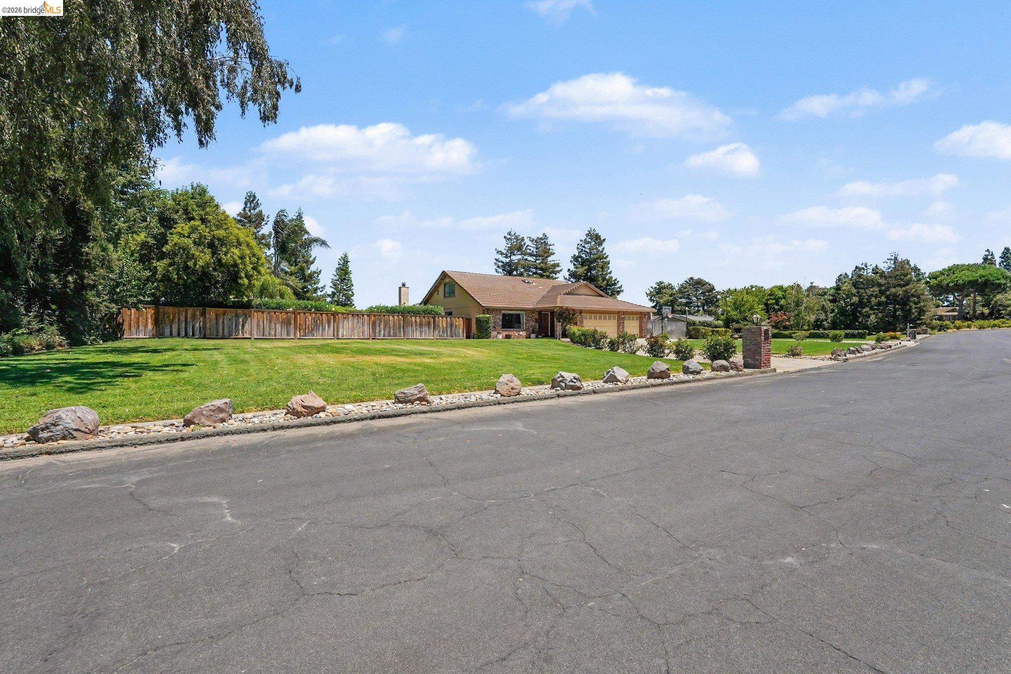 4670 Lariat Ln, Oakley CA 94561 — photo 48