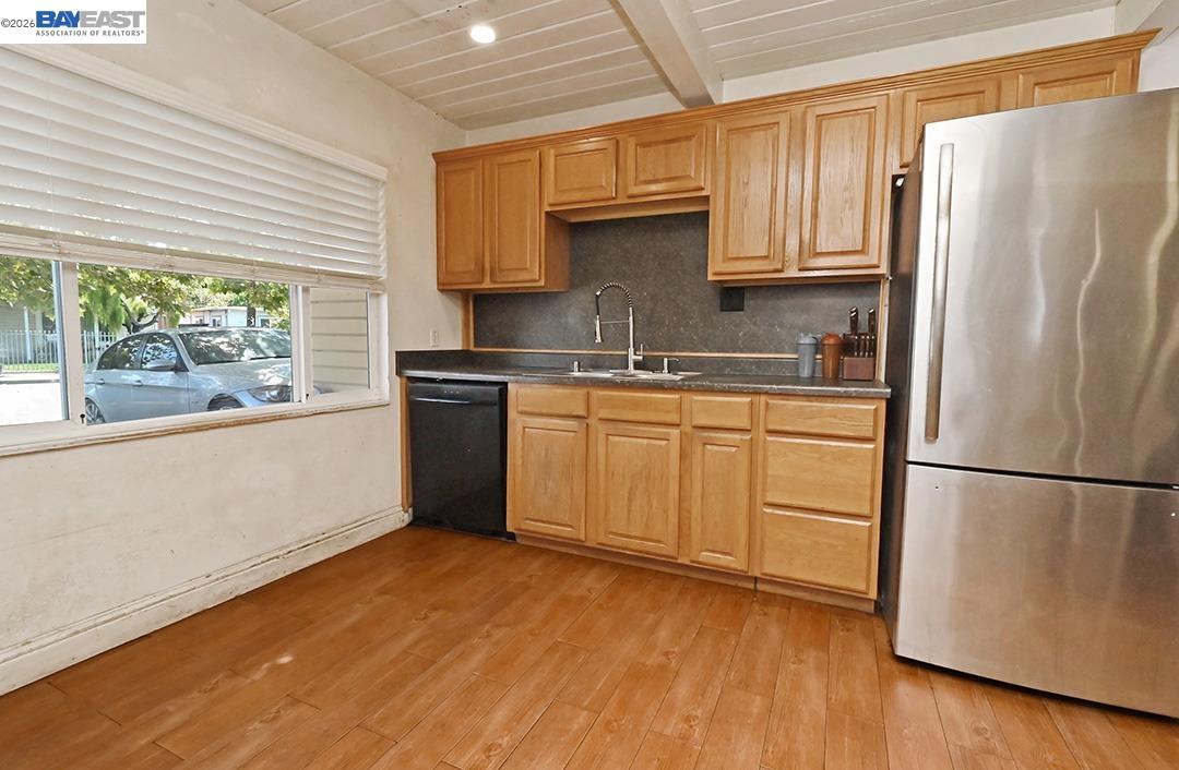 23019 Amador St, Hayward CA 94541 — photo 6