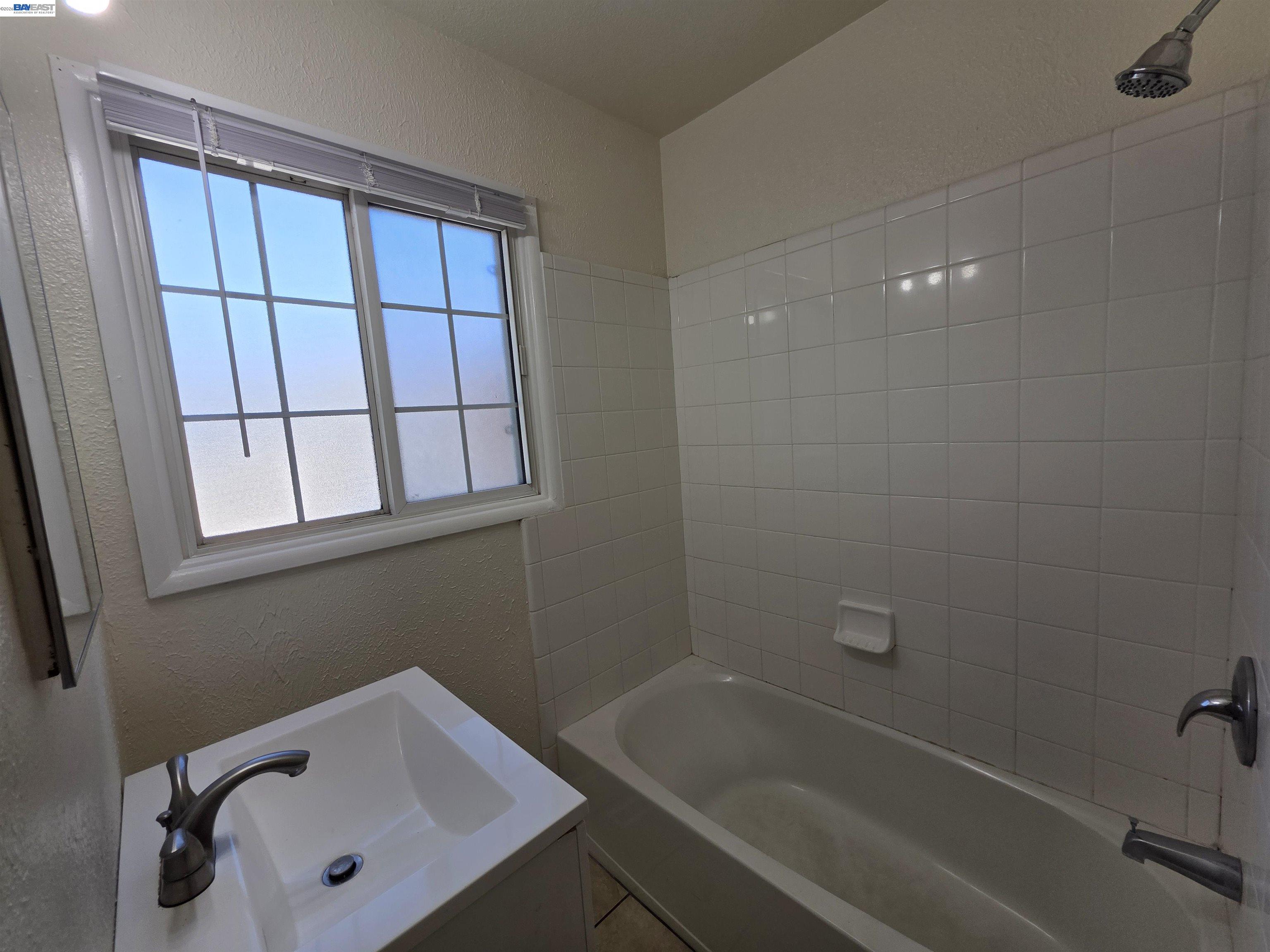 1114 W Downs St, Stockton CA 95207 — photo 18