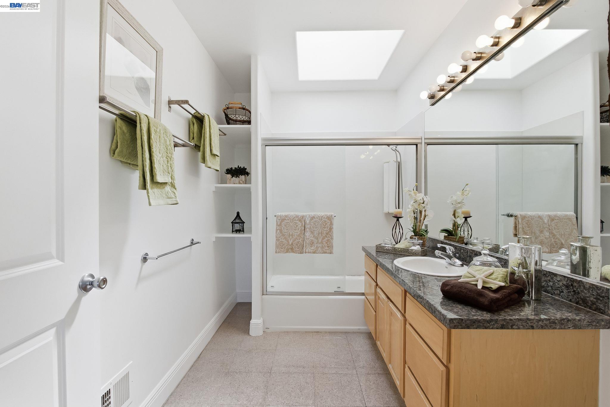 1515 14Th Ave # 403, Oakland CA 94606 — photo 11