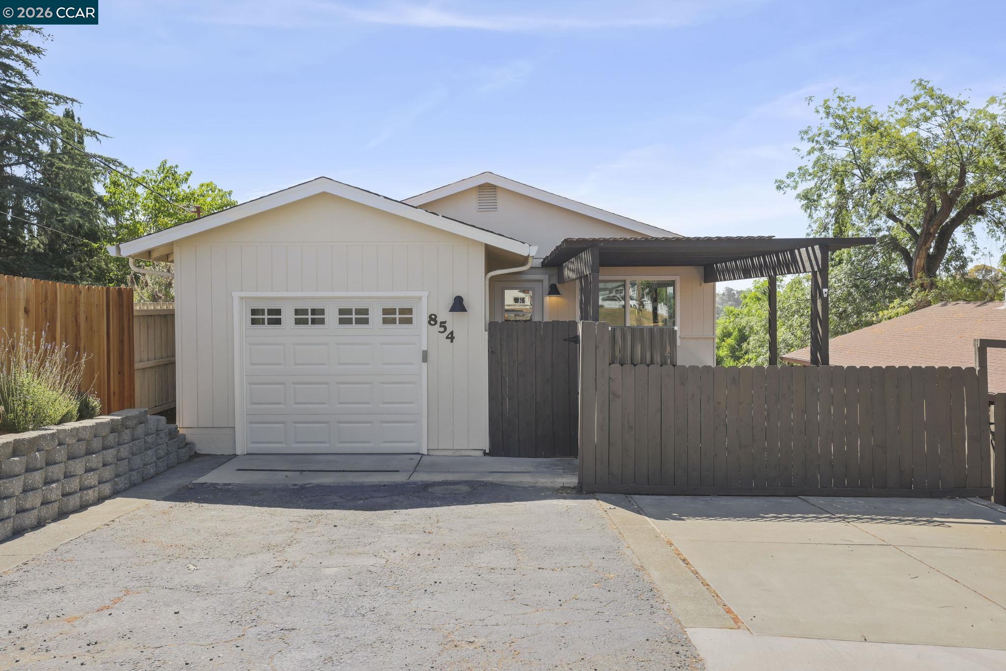 854 Shell Ave, Martinez CA 94553