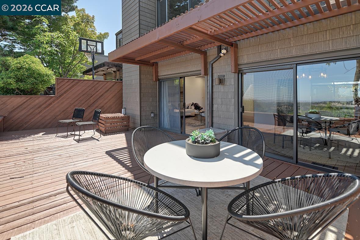 557 Monarch Ridge Dr, Walnut Creek CA 94597 — photo 23