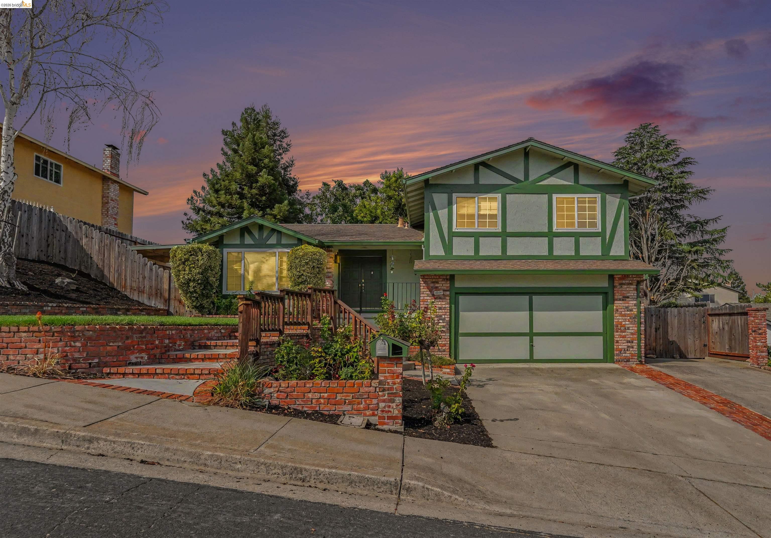 Front Image Thumbnail for EB41142152