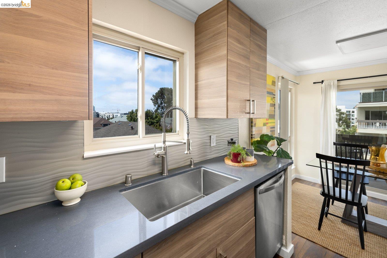 77 Fairmount Avenue # 302, Oakland CA 94611 — photo 10