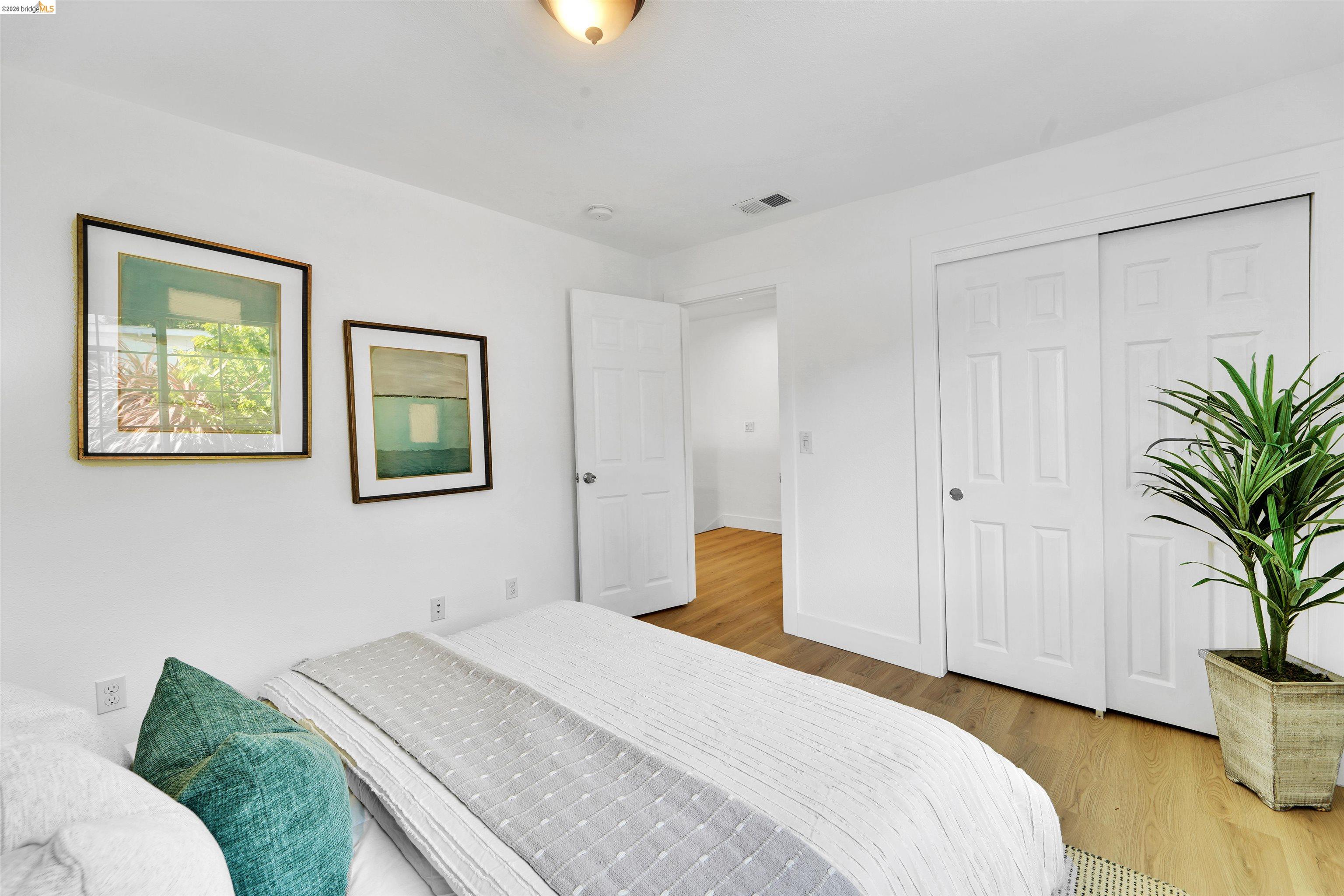 7907 Michigan Ave, Oakland CA 94605 — photo 12