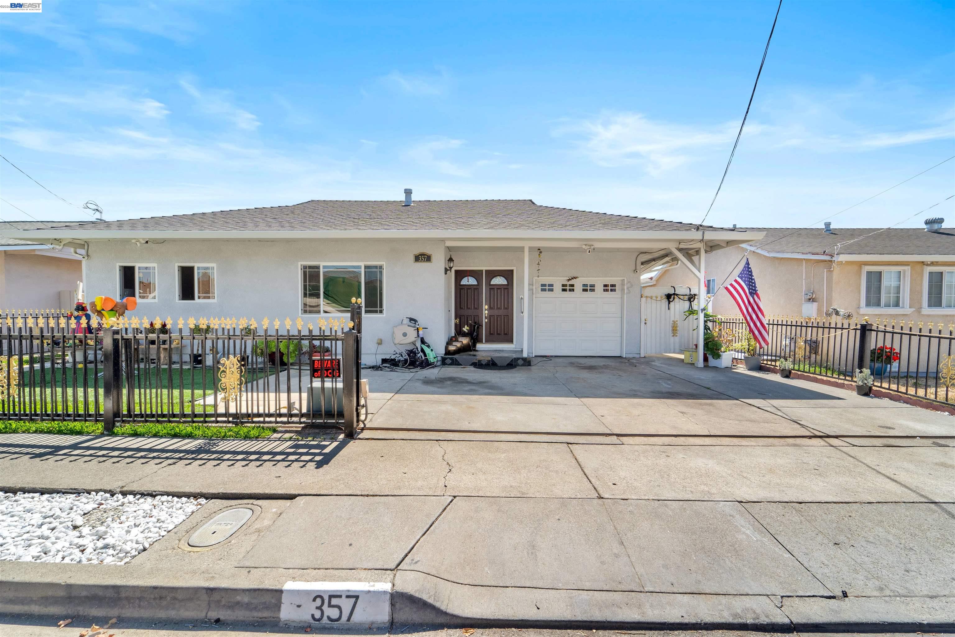 Stunning 3 bedroom home with a large, open-concept kitchen at its heart! Updated throughout, this is an entertainer's dream with a large covered patio space and pool in the backyard! Even the multiple storage sheds are updated! Large primary ensuite! Air conditioning and tankless water heater! Fantastic opportunity!