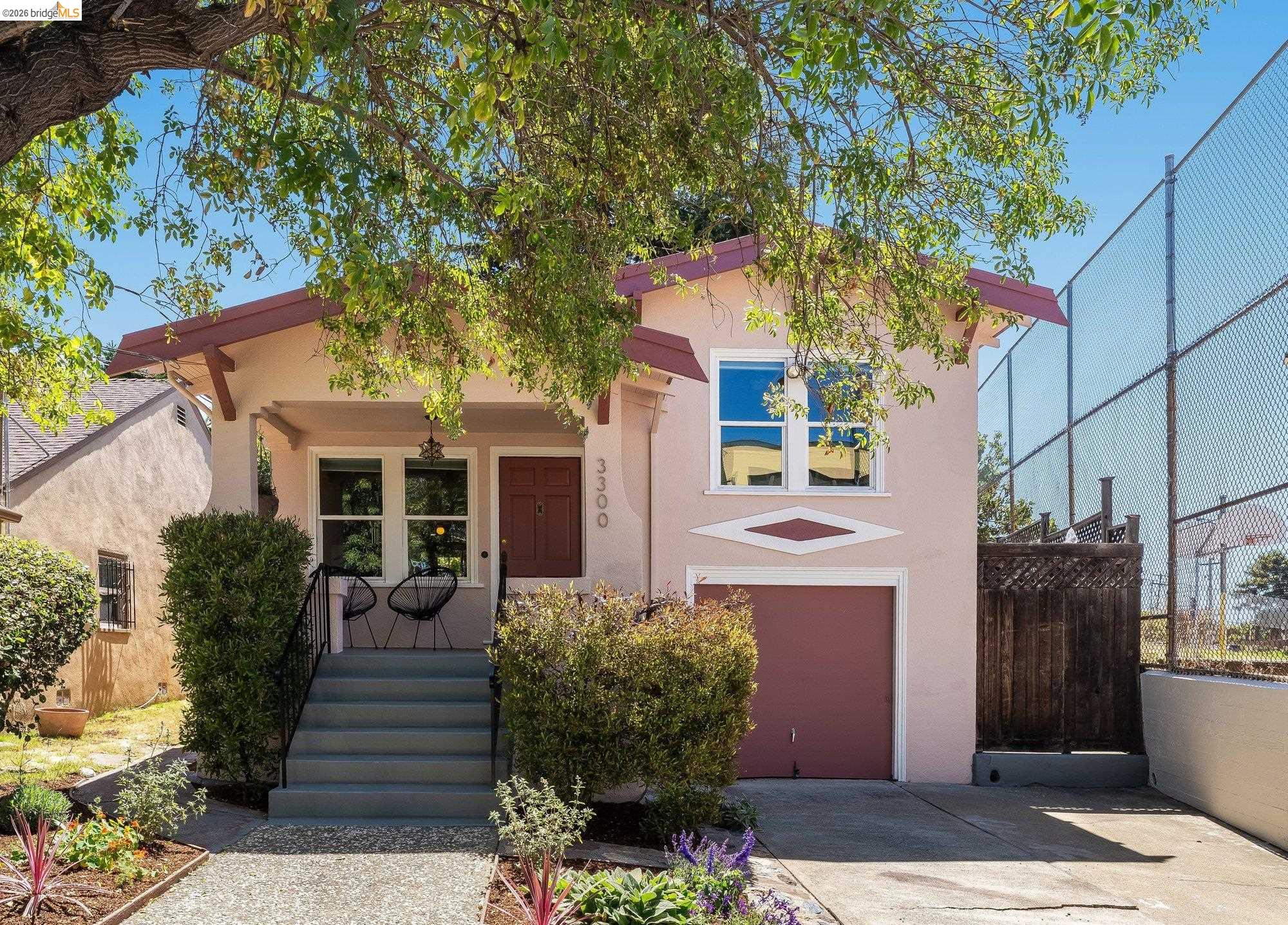 3300 Wilson Pl, Oakland CA 94602 — photo 2