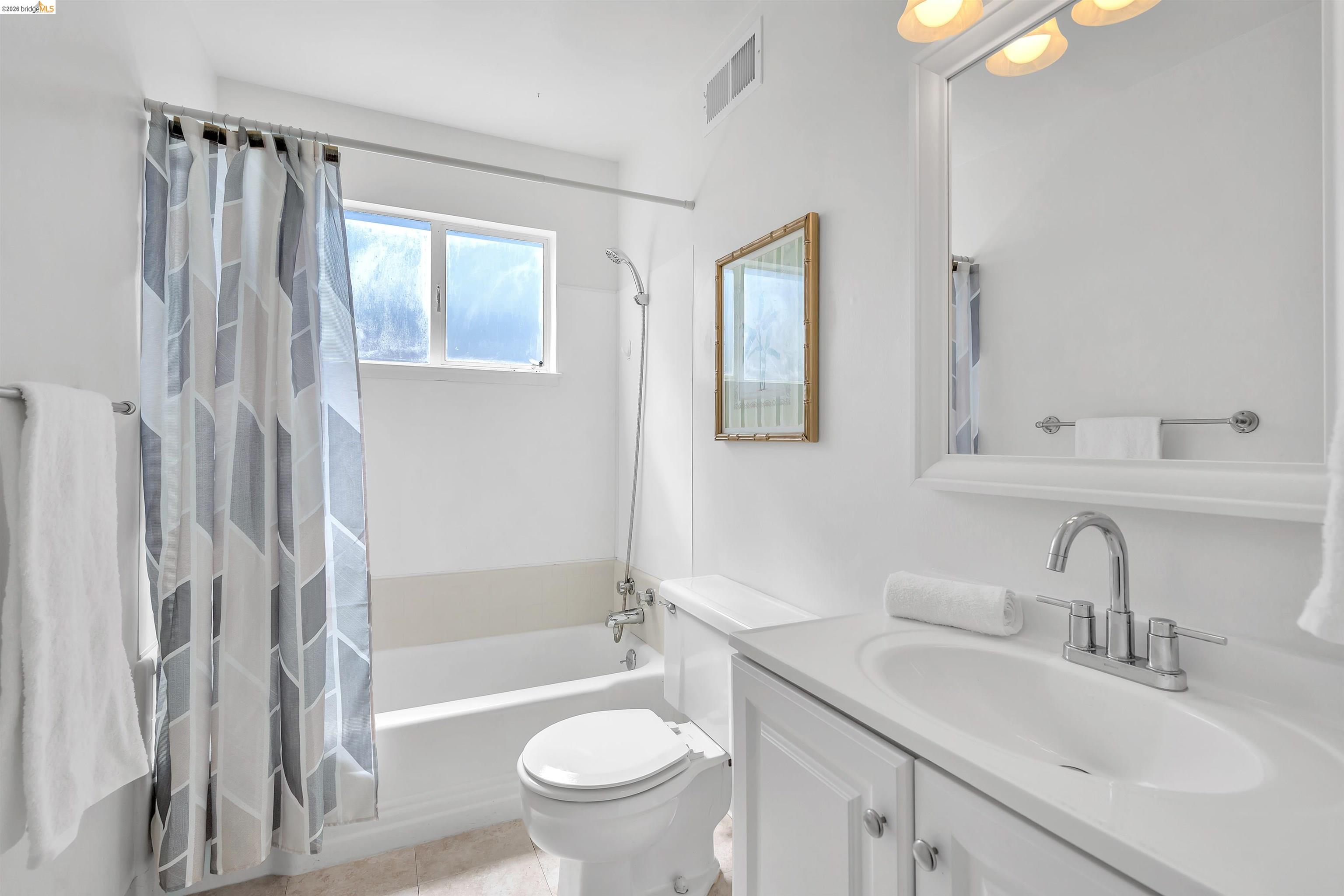 3453 Stewarton Dr, Richmond CA 94803 — photo 16
