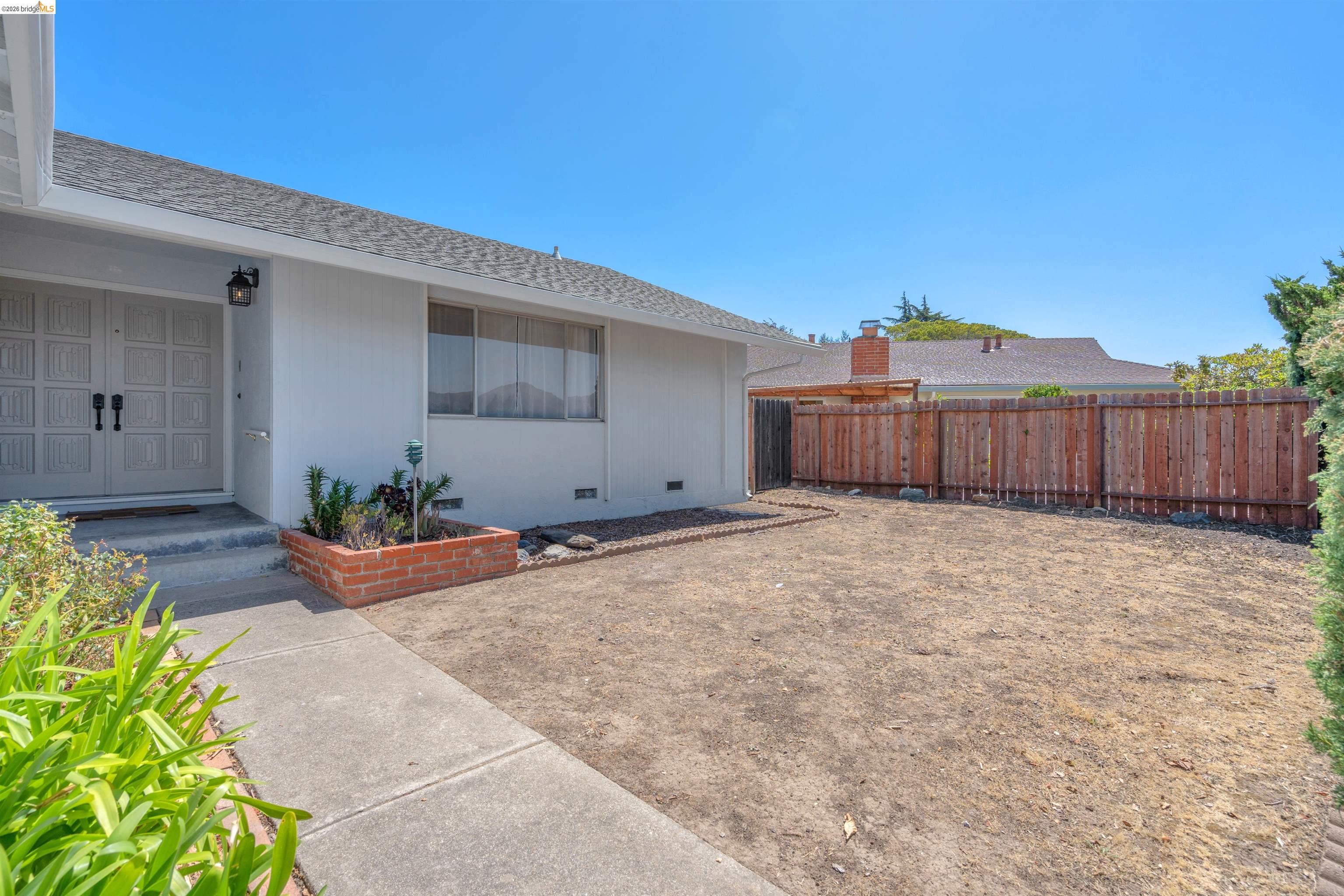 3453 Stewarton Dr, Richmond CA 94803 — photo 3