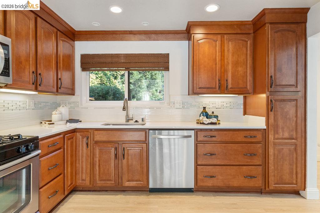 2407 Twinflower Ct, Martinez CA 94553 — photo 15