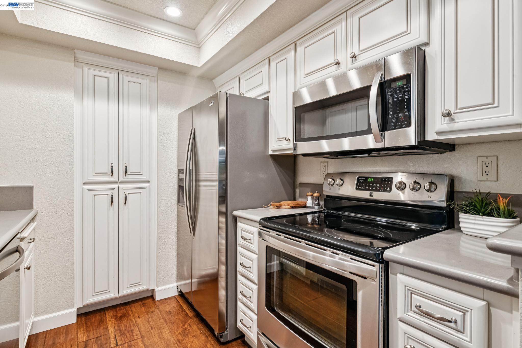 7482 Oxford Circle, Dublin CA 94568 — photo 12