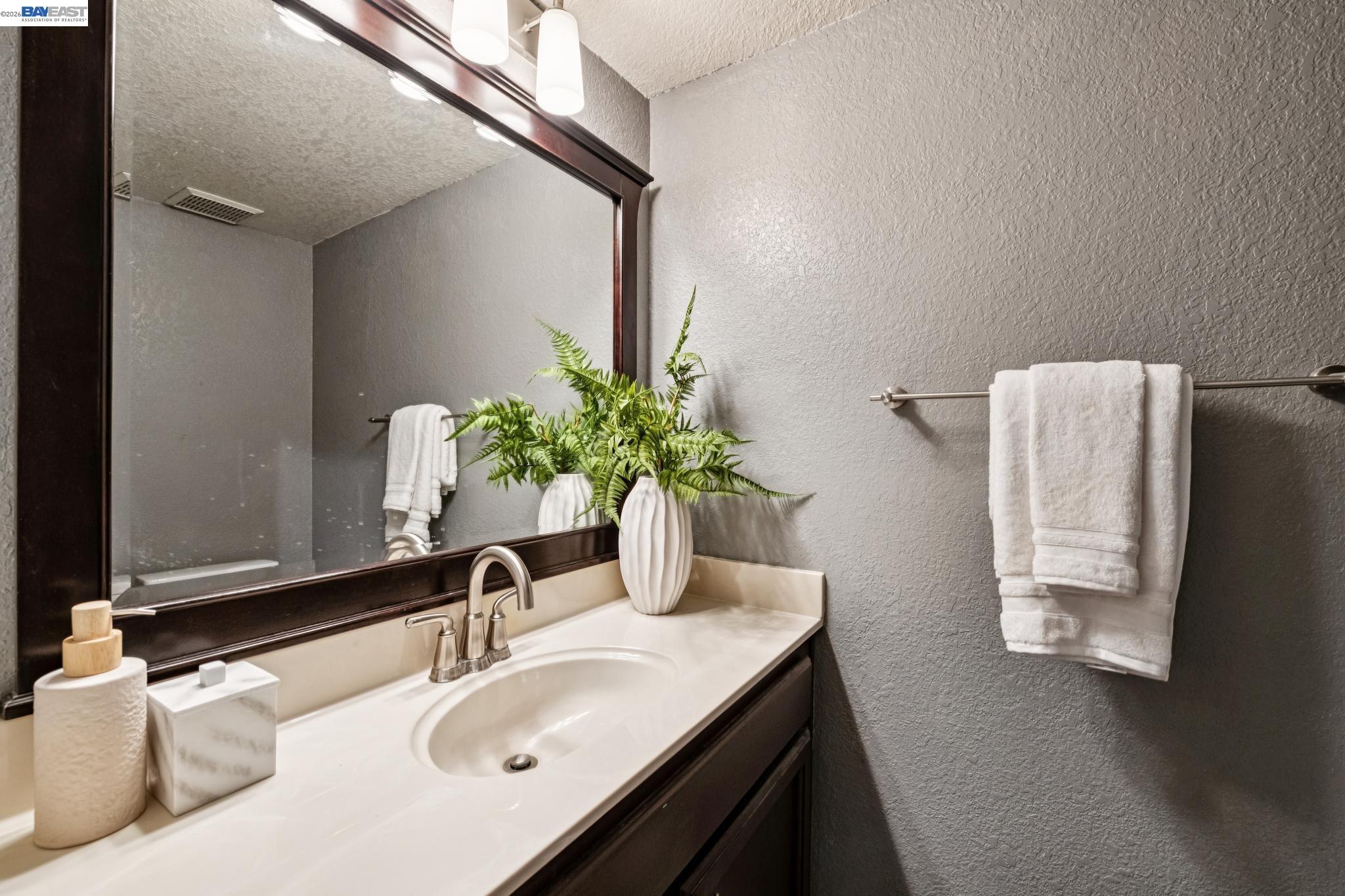 7482 Oxford Circle, Dublin CA 94568 — photo 18