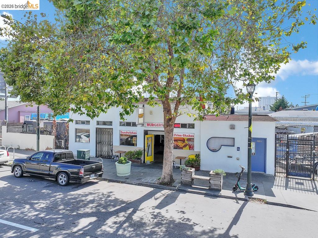 6041 San Pablo Ave, Oakland CA 94608 — photo 12