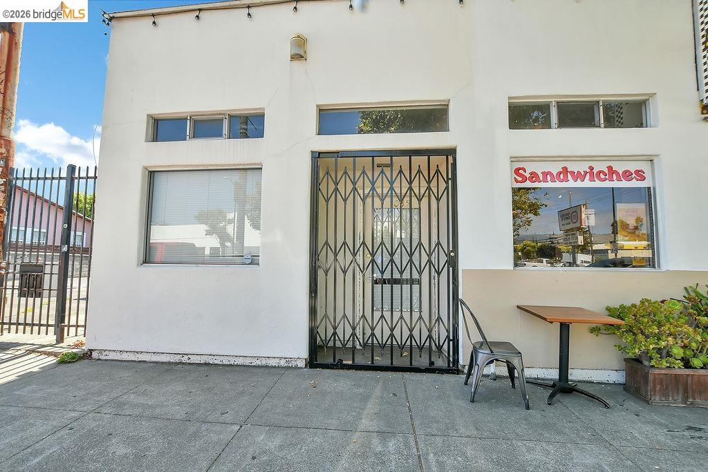 6041 San Pablo Ave, Oakland CA 94608 — photo 14