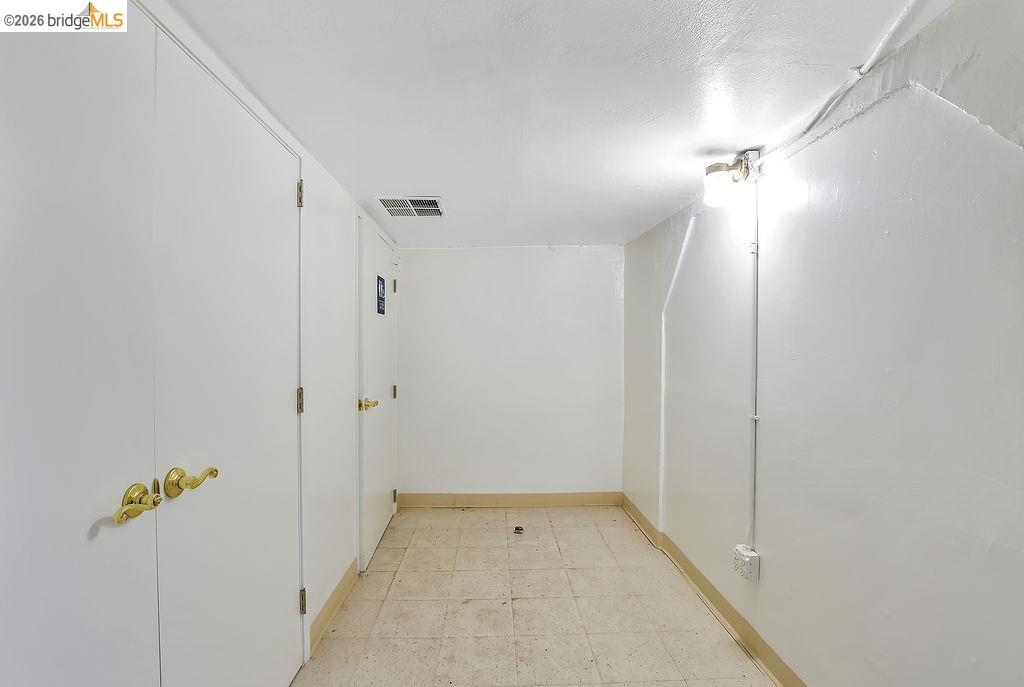 6041 San Pablo Ave, Oakland CA 94608 — photo 25