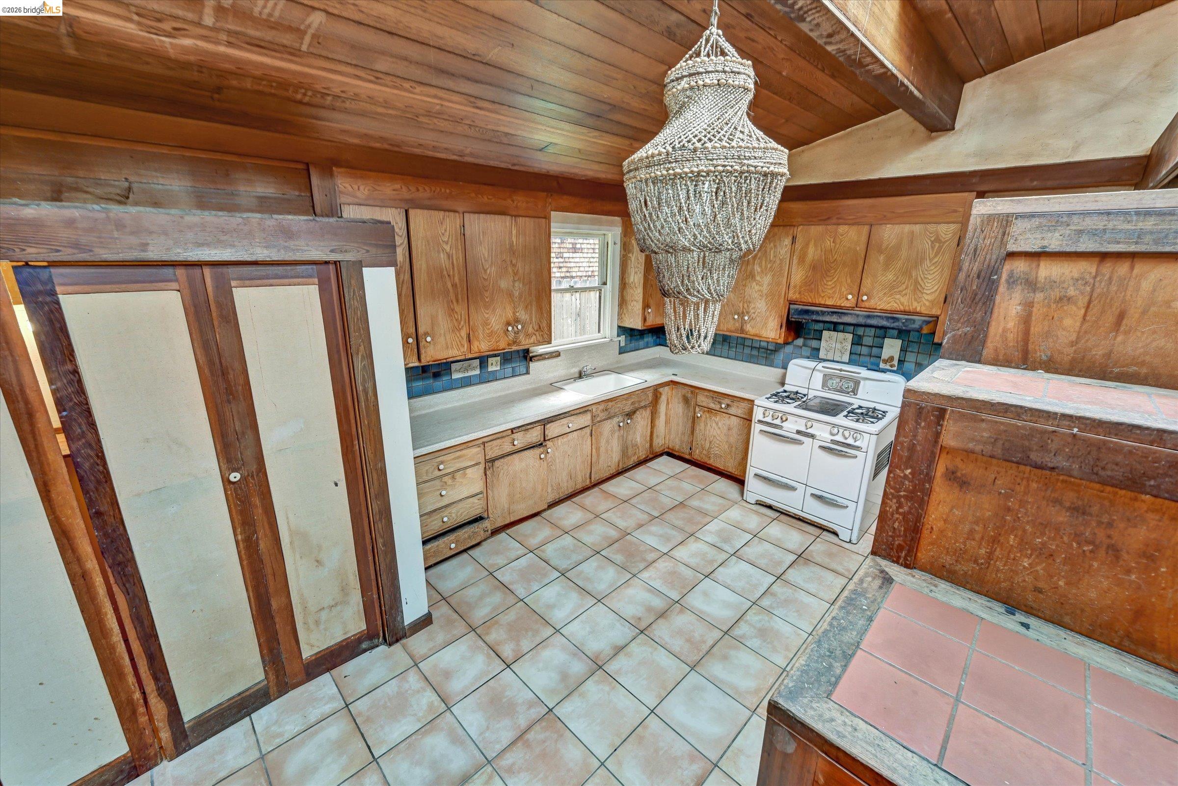 2219 Derby St, Berkeley CA 94705 — photo 26