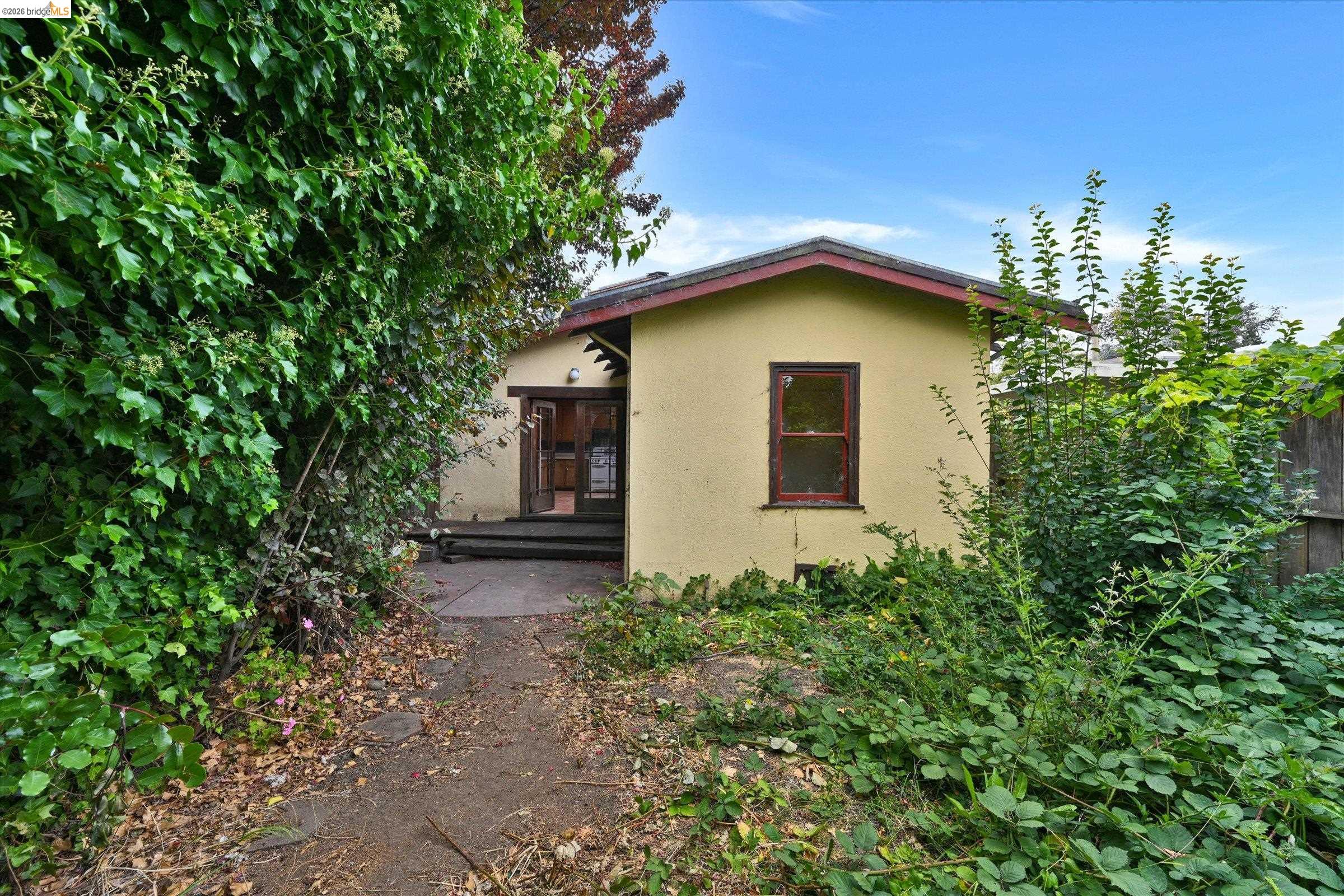 2219 Derby St, Berkeley CA 94705 — photo 39