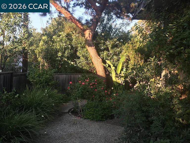 1950 Oak Grove Rd 1950 & 1952, Walnut Creek CA 94598 — photo 33