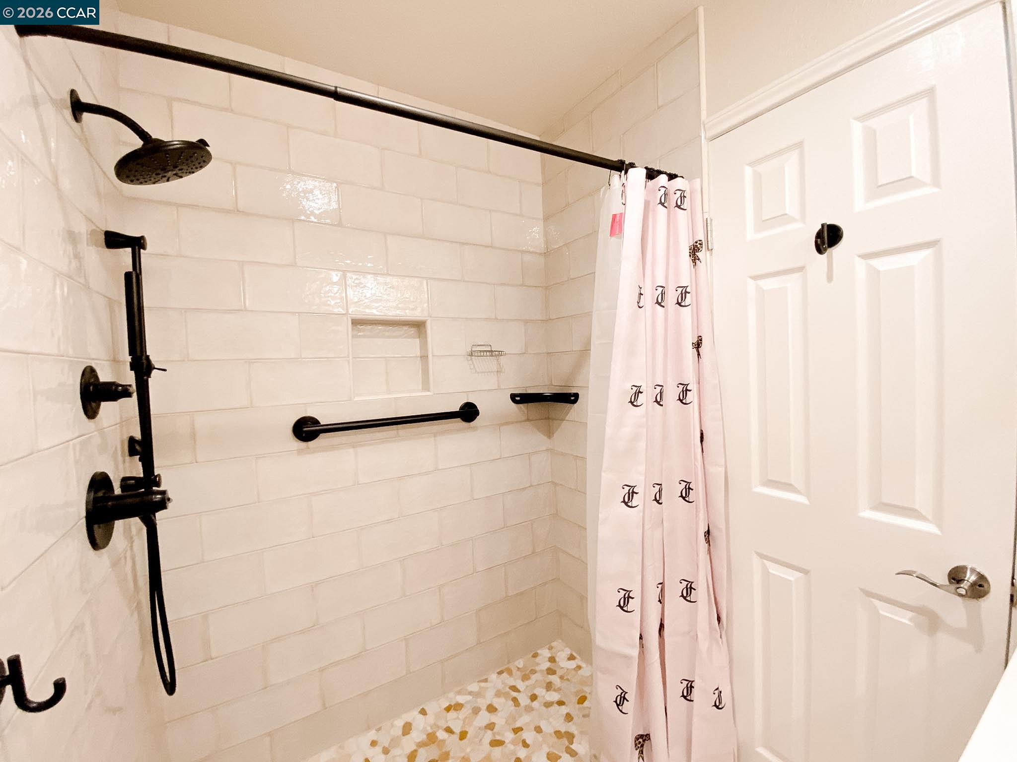 5457 Roundtree Pl # J, Concord CA 94521 — photo 27