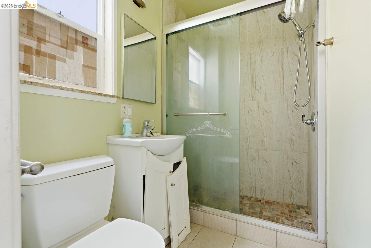 398 Macarthur Blvd, San Leandro CA 94609 — photo 10
