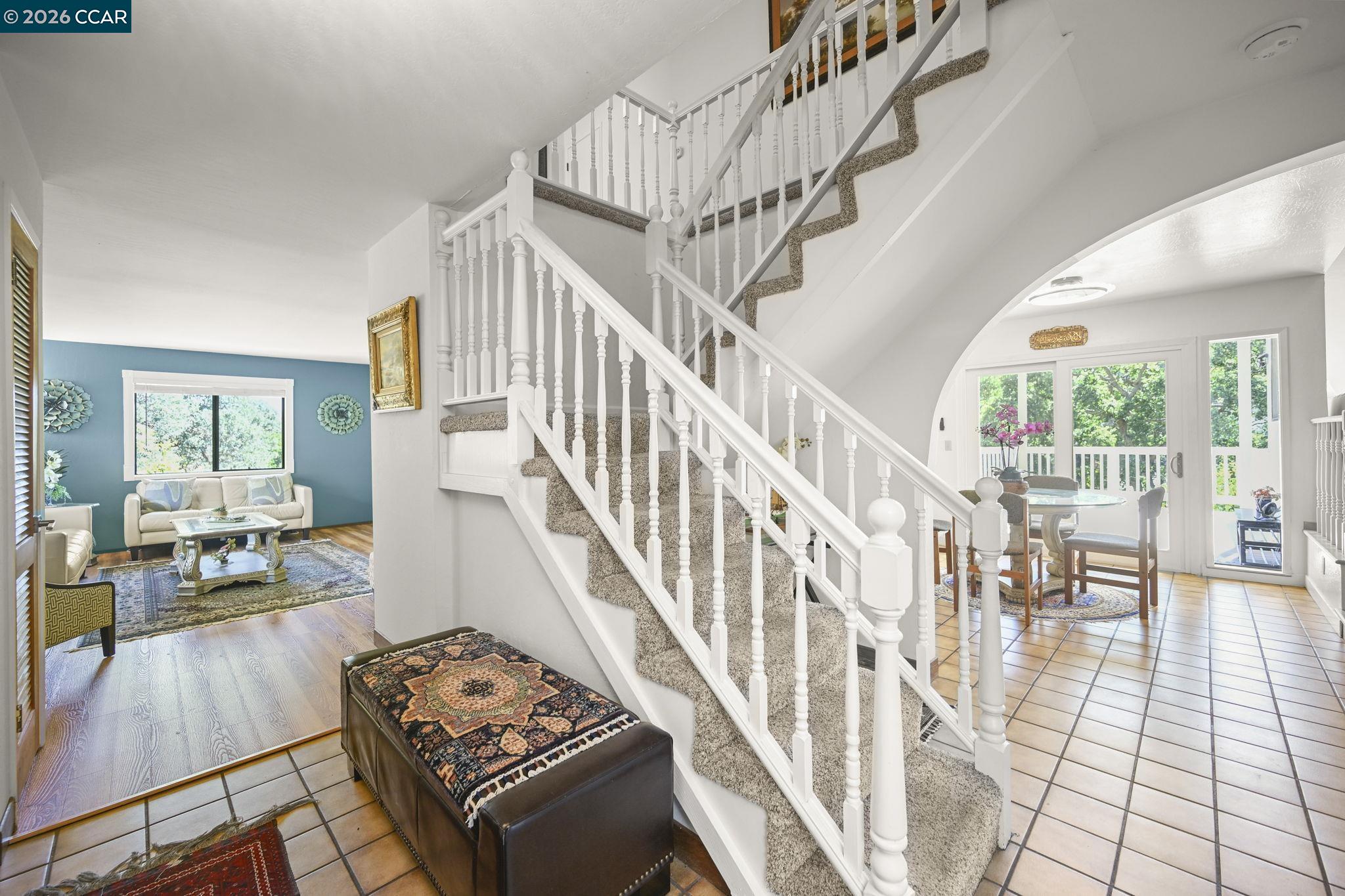 864 Coachman Pl, Clayton CA 94517 — photo 6