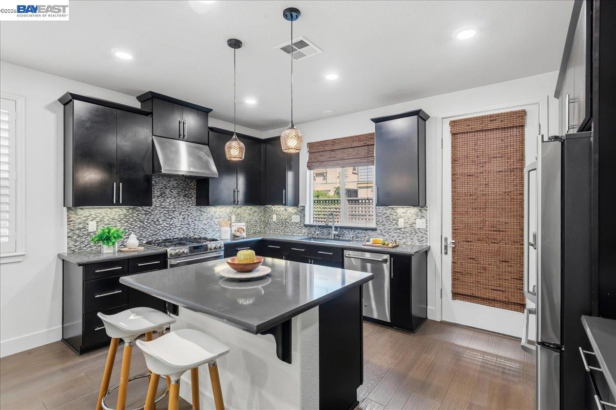 2792 Alliston Loop, Dublin CA 94568 — photo 9