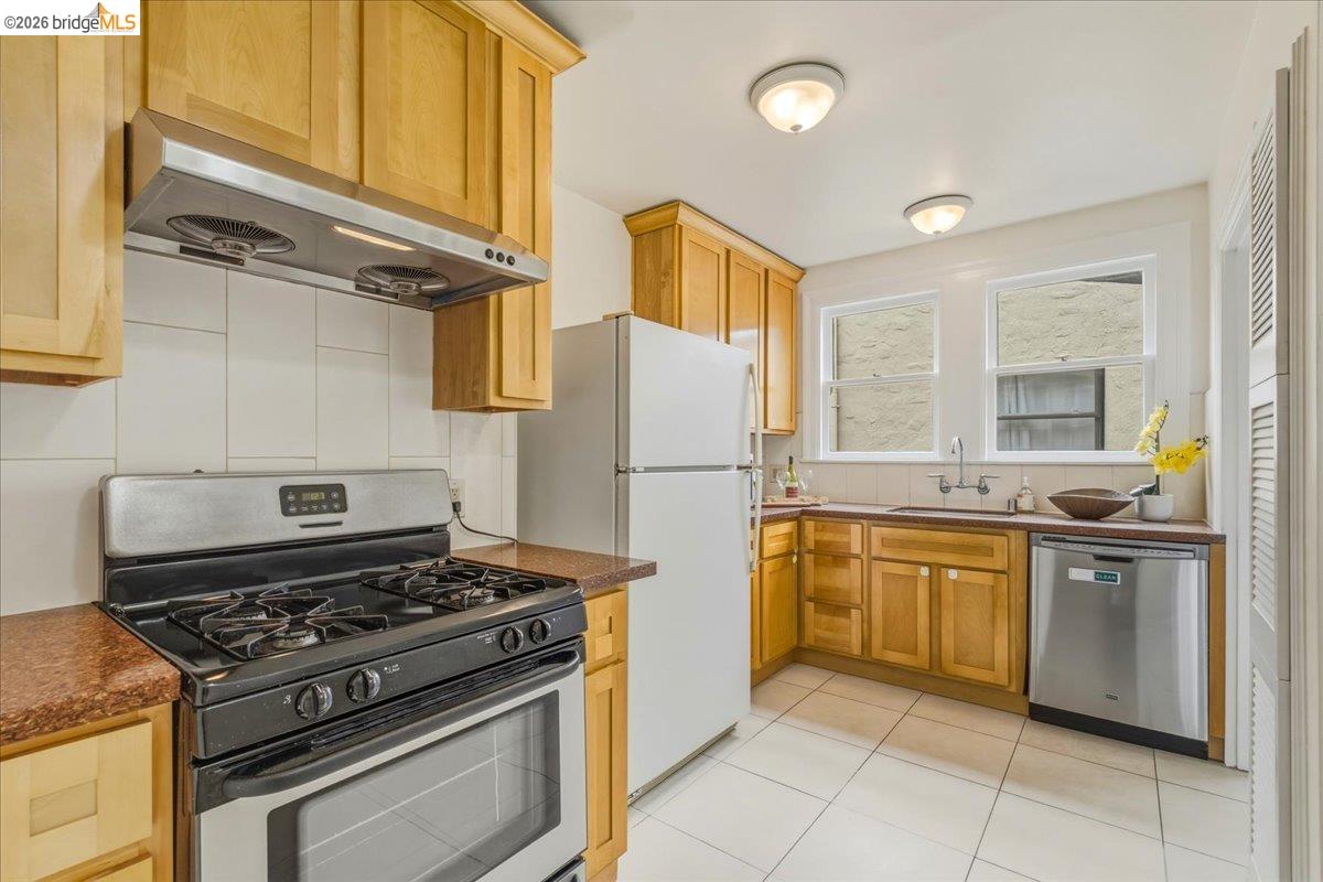 2403 Cedar St, Berkeley CA 94708 — photo 9
