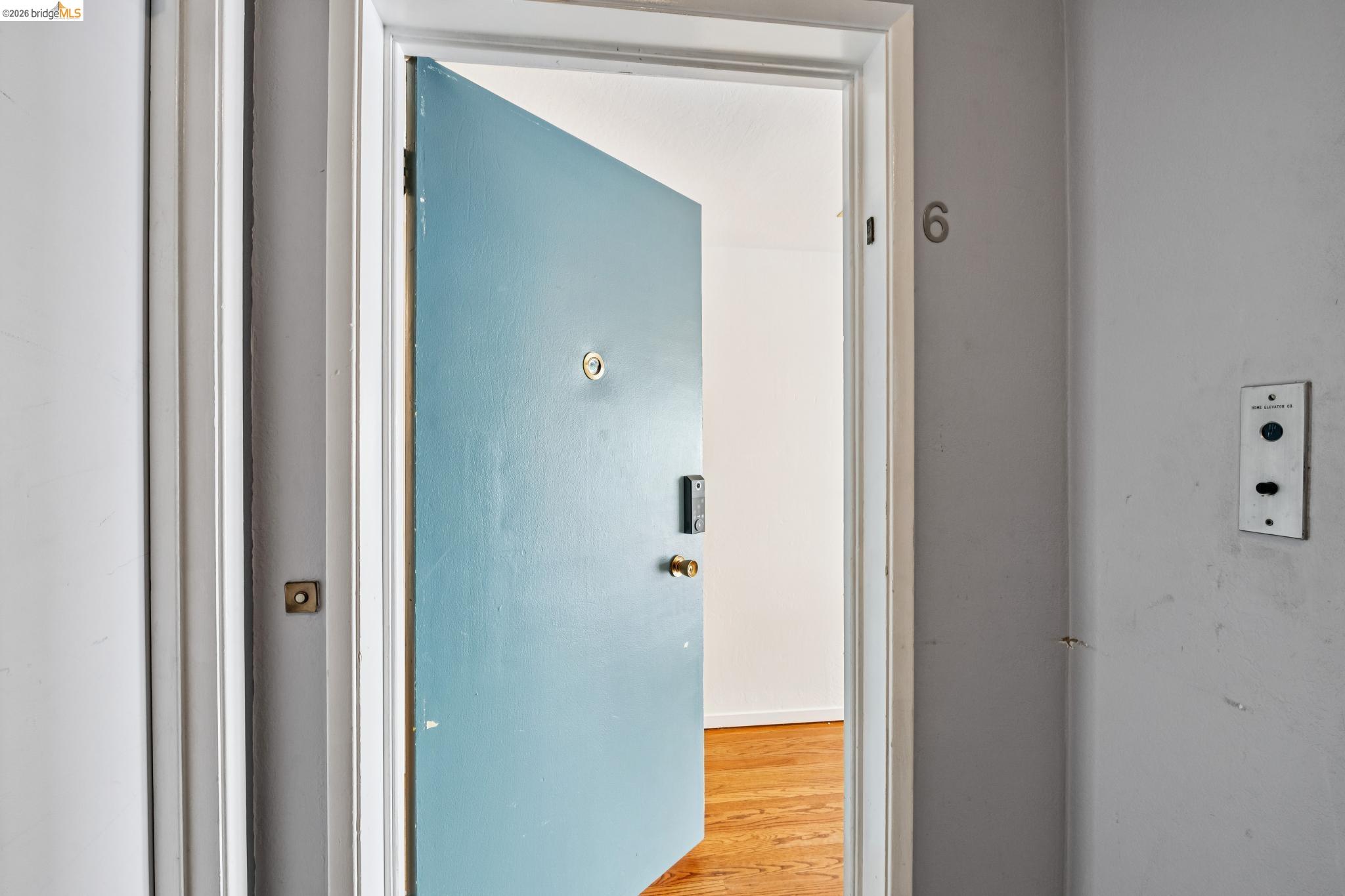 1410 Lakeshore Ave # 6, Oakland CA 94606 — photo 2