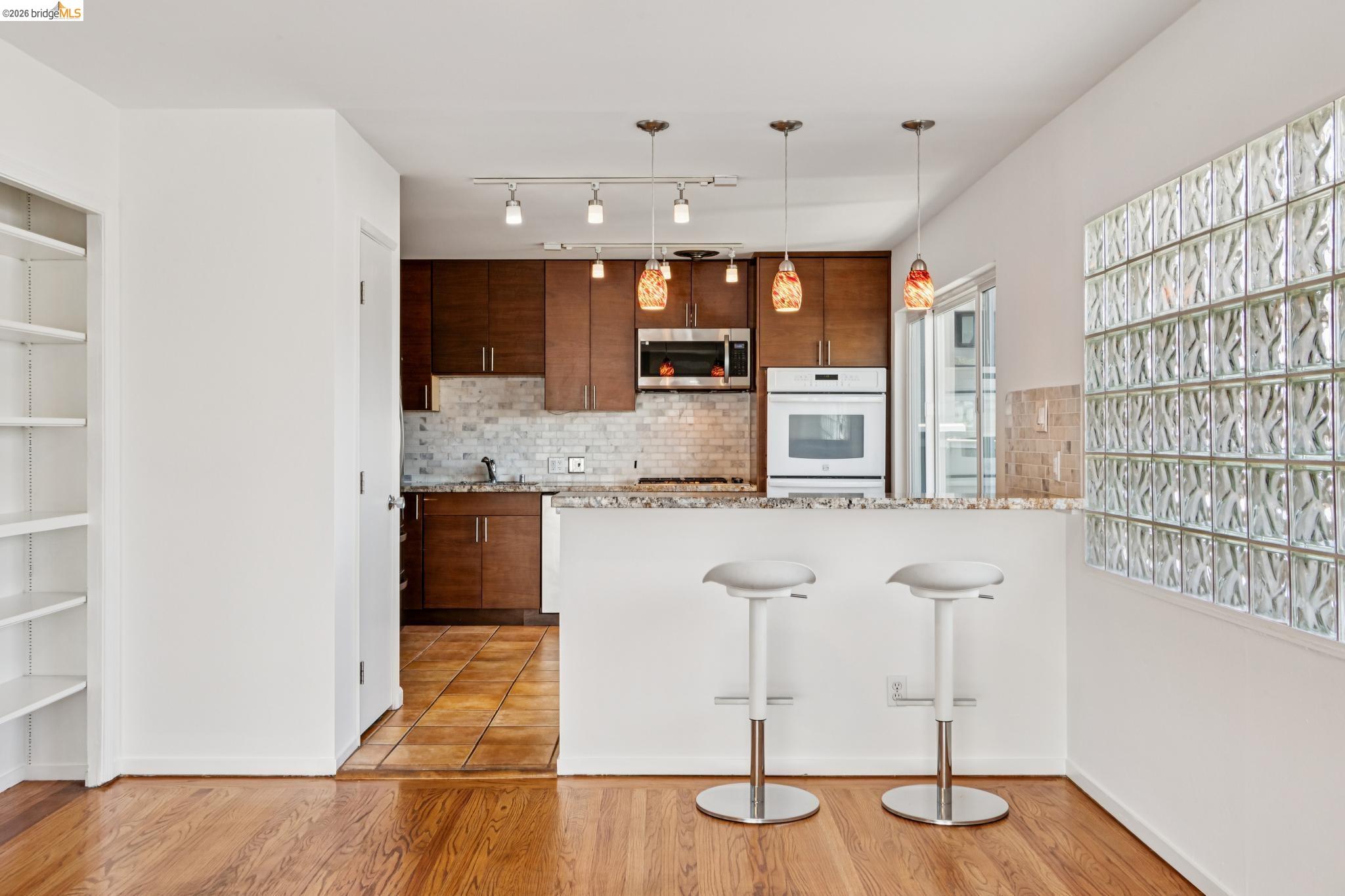 1410 Lakeshore Ave # 6, Oakland CA 94606 — photo 14