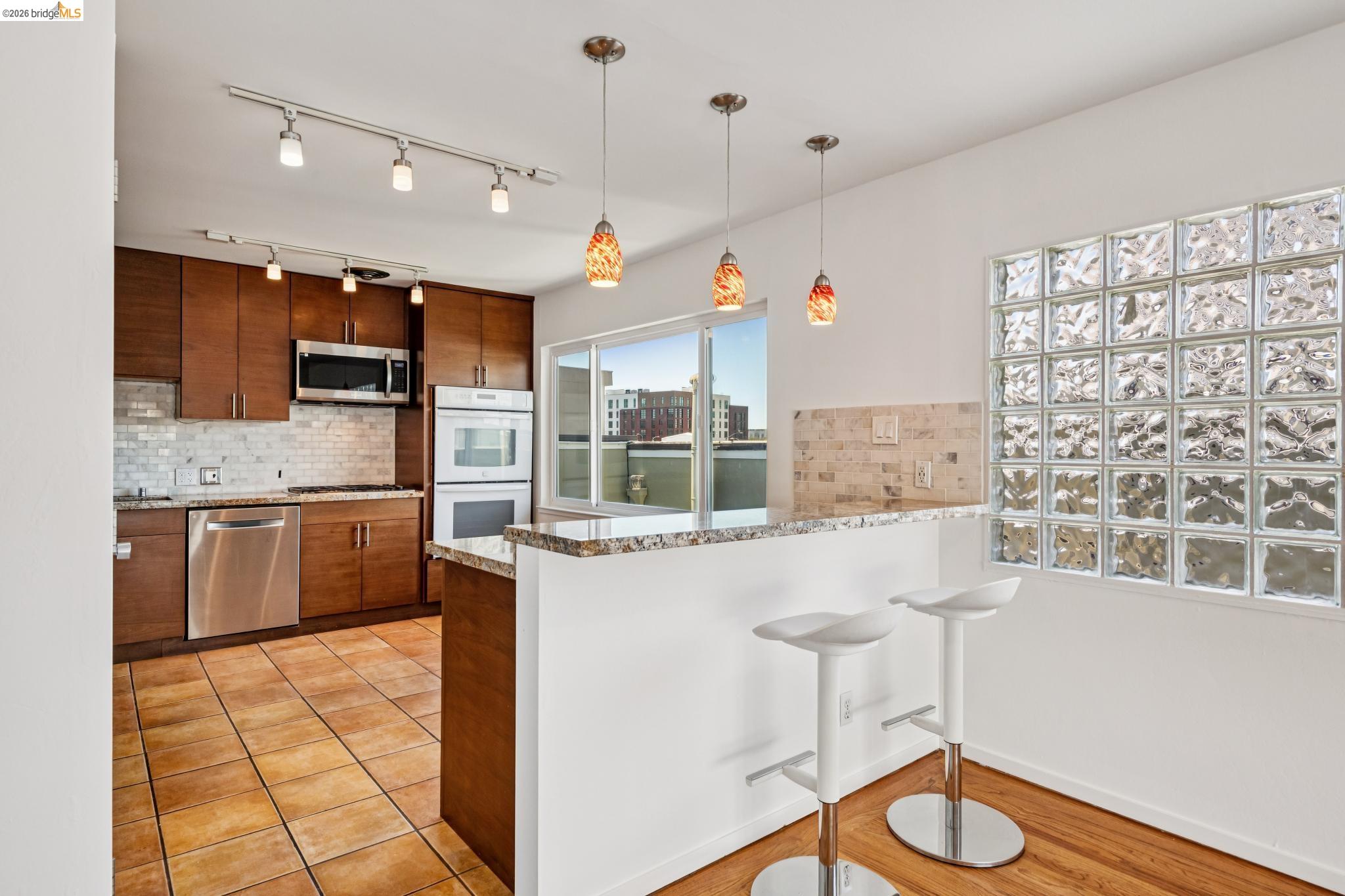 1410 Lakeshore Ave # 6, Oakland CA 94606 — photo 15