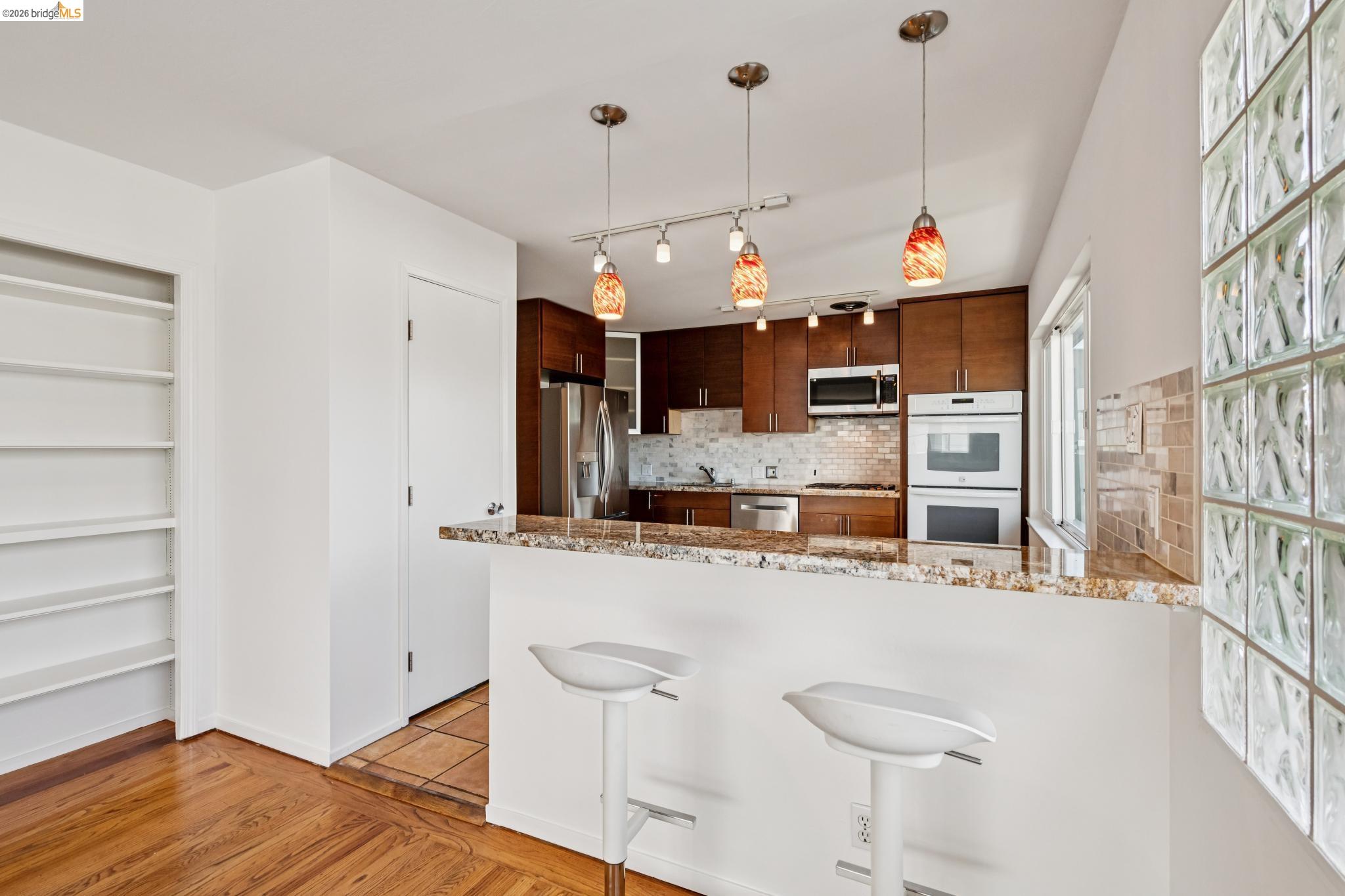 1410 Lakeshore Ave # 6, Oakland CA 94606 — photo 16