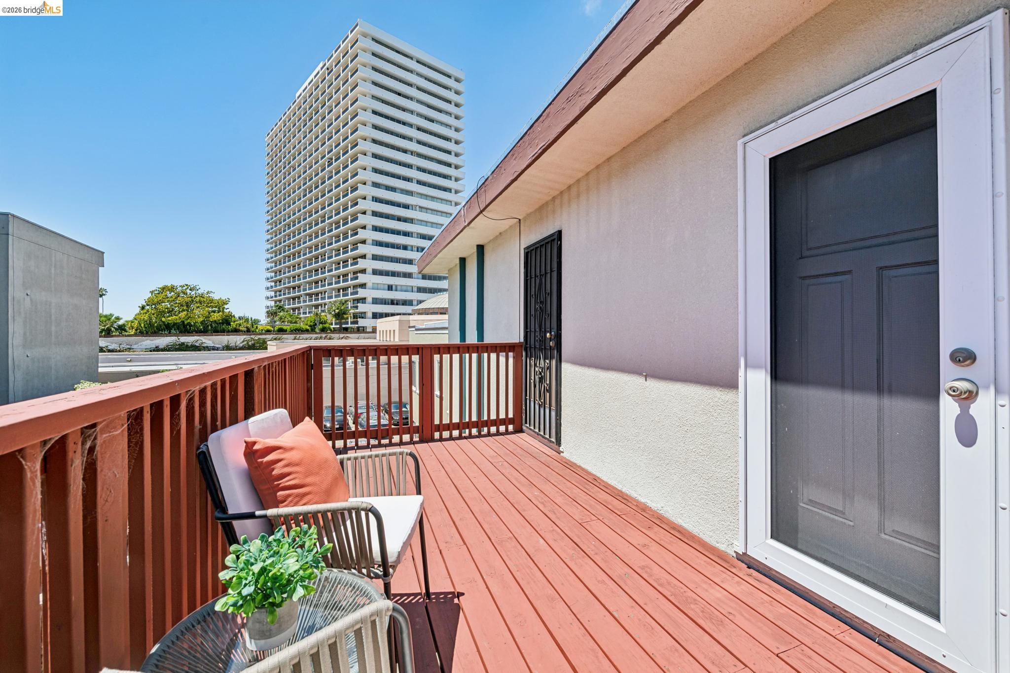 1410 Lakeshore Ave # 6, Oakland CA 94606 — photo 37
