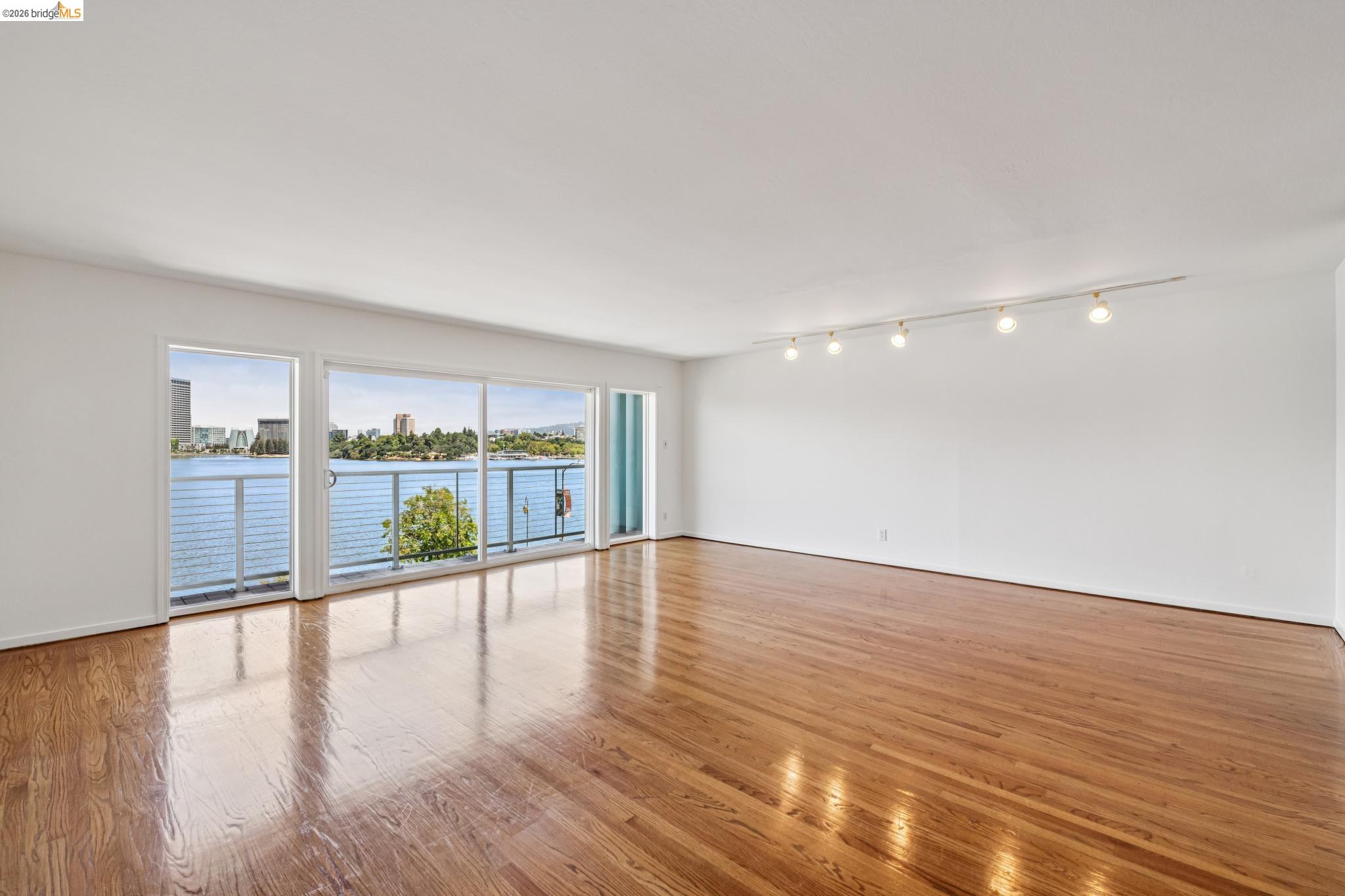 1410 Lakeshore Ave # 6, Oakland CA 94606 — photo 6