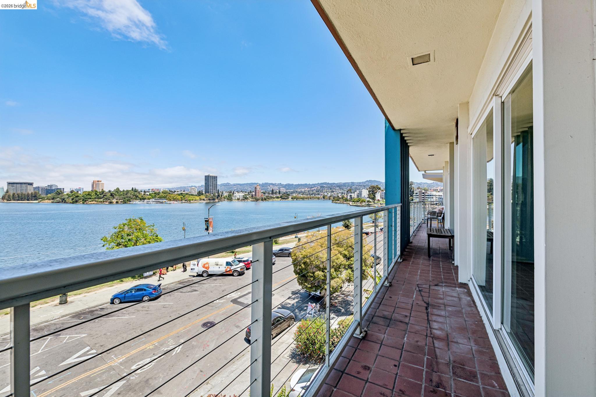 1410 Lakeshore Ave # 6, Oakland CA 94606 — photo 7