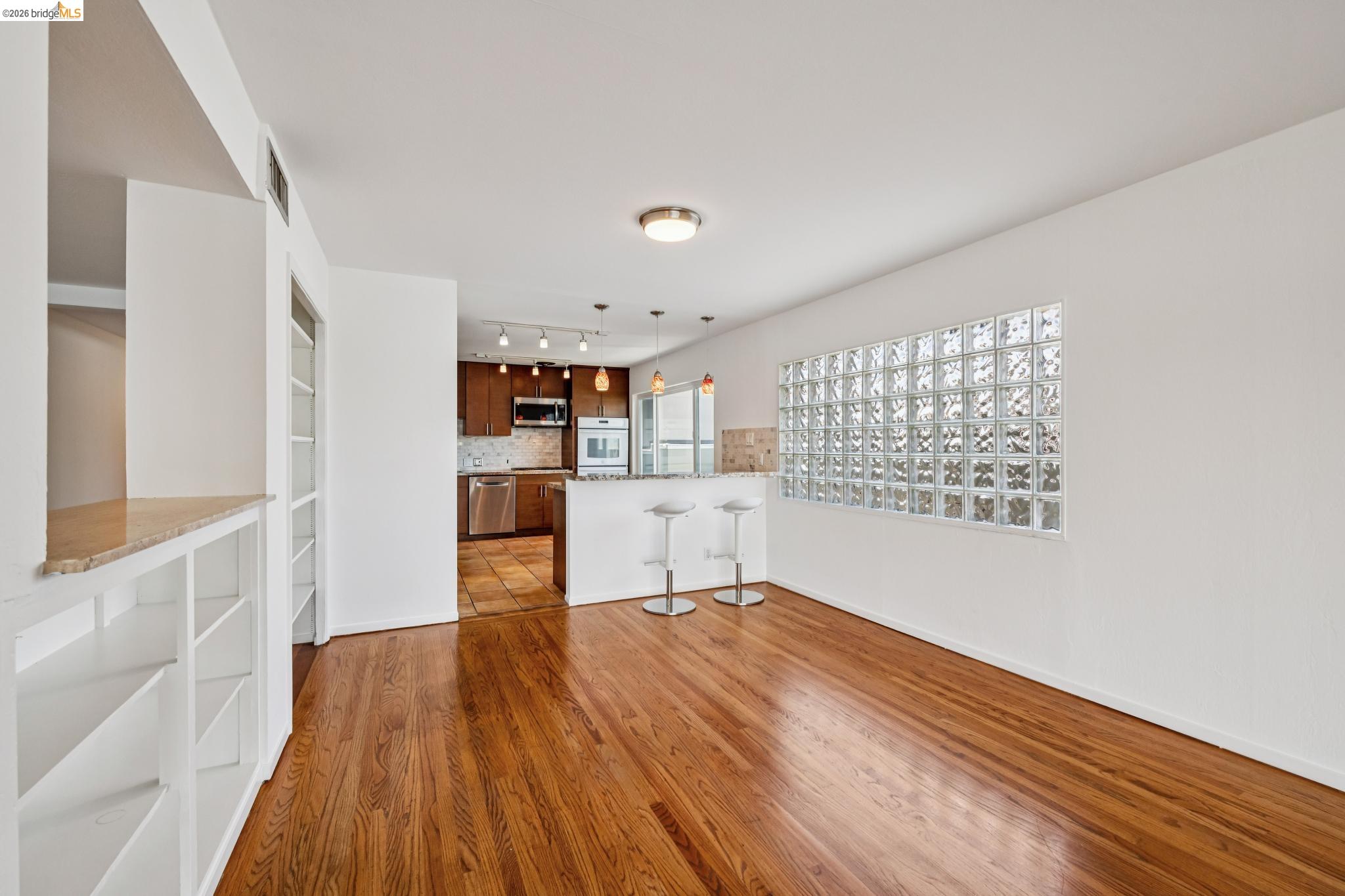 1410 Lakeshore Ave # 6, Oakland CA 94606 — photo 9