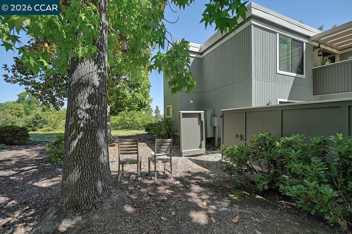 2724 Tice Creek Dr # 2, Walnut Creek CA 94595 — photo 4