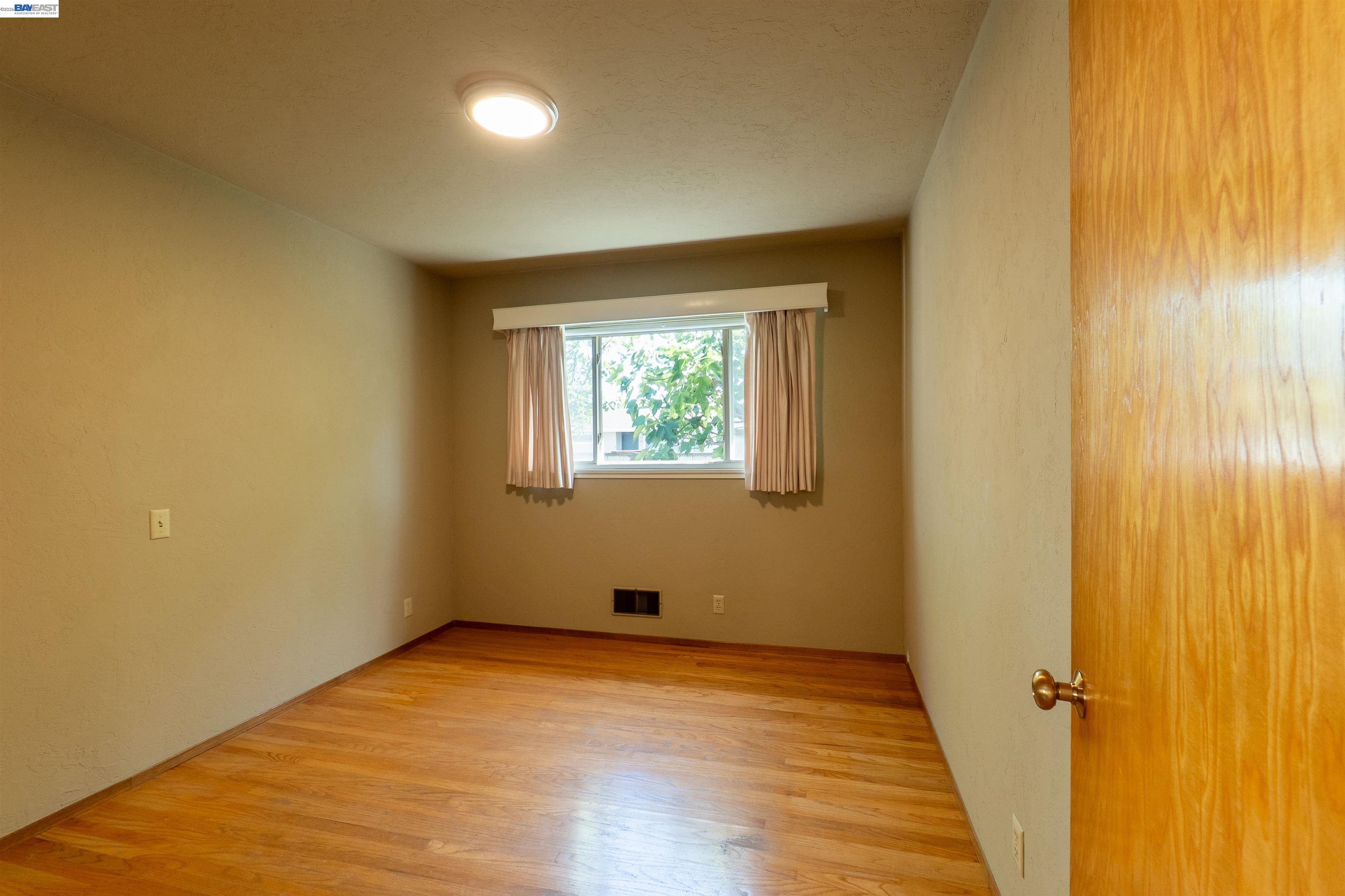 404 Bradrick Dr, San Leandro CA 94578 — photo 19