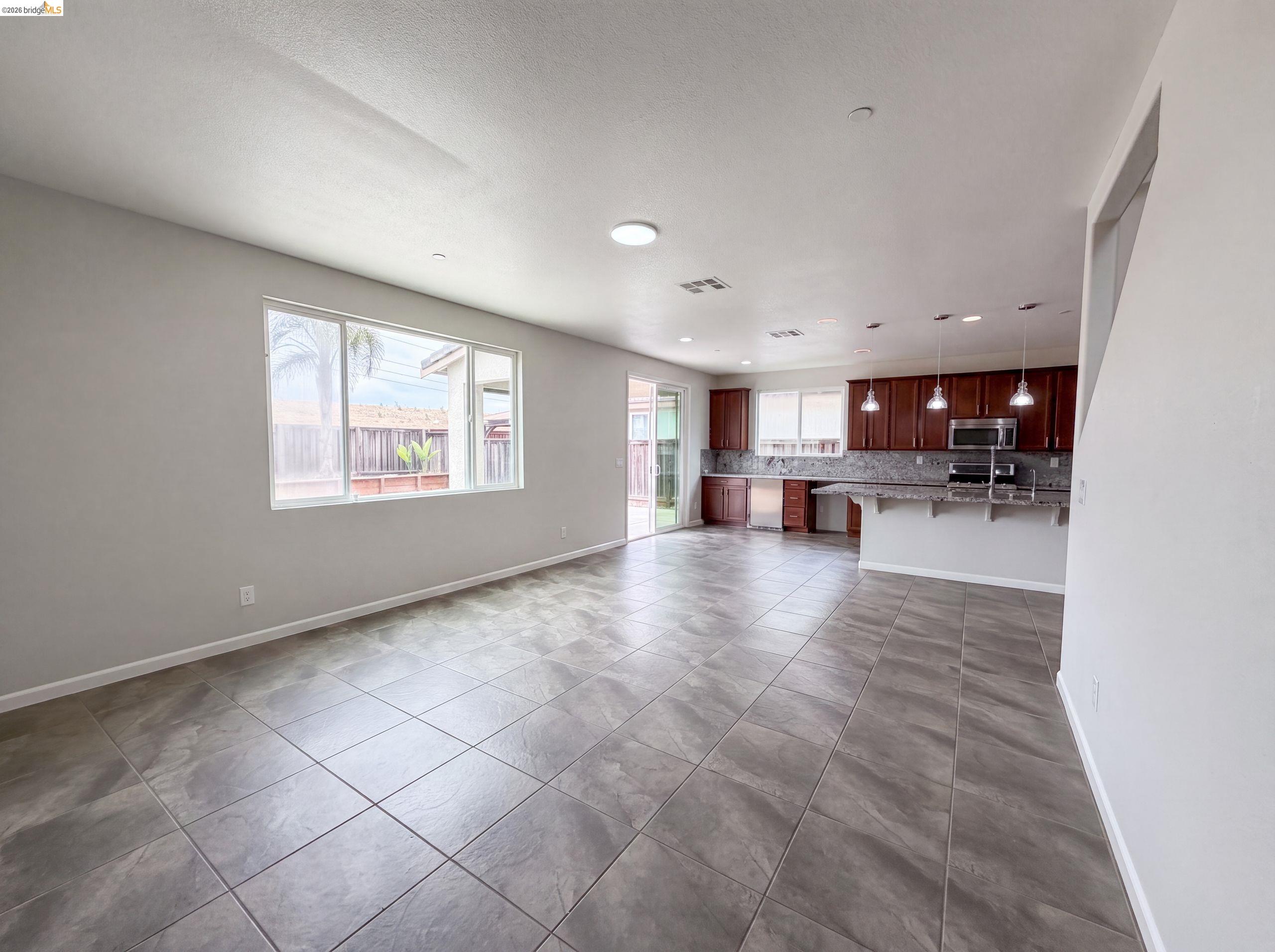 1519 Sycamore Dr, Oakley CA 94561 — photo 11