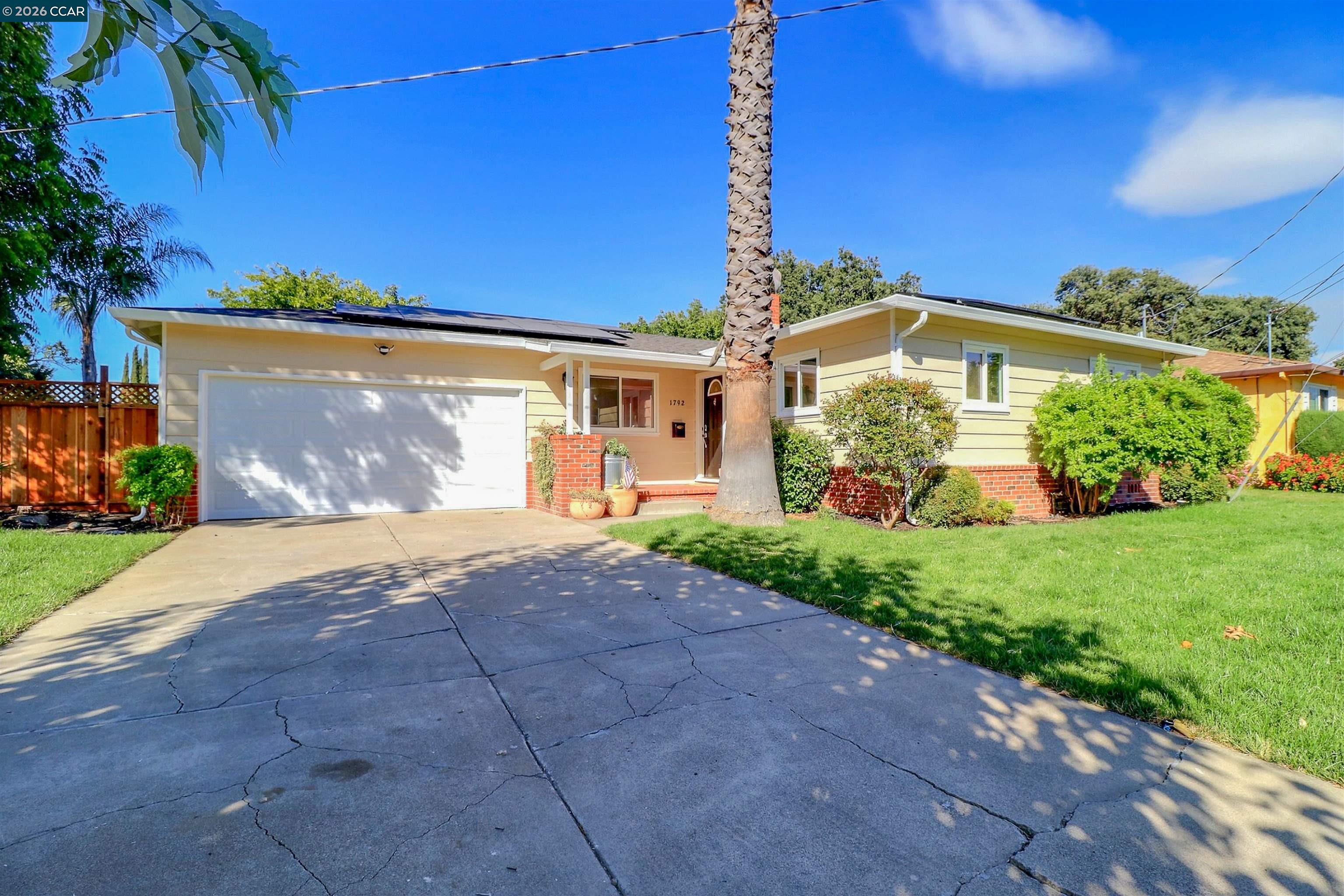 1792 Sharon Dr, Concord CA 94519