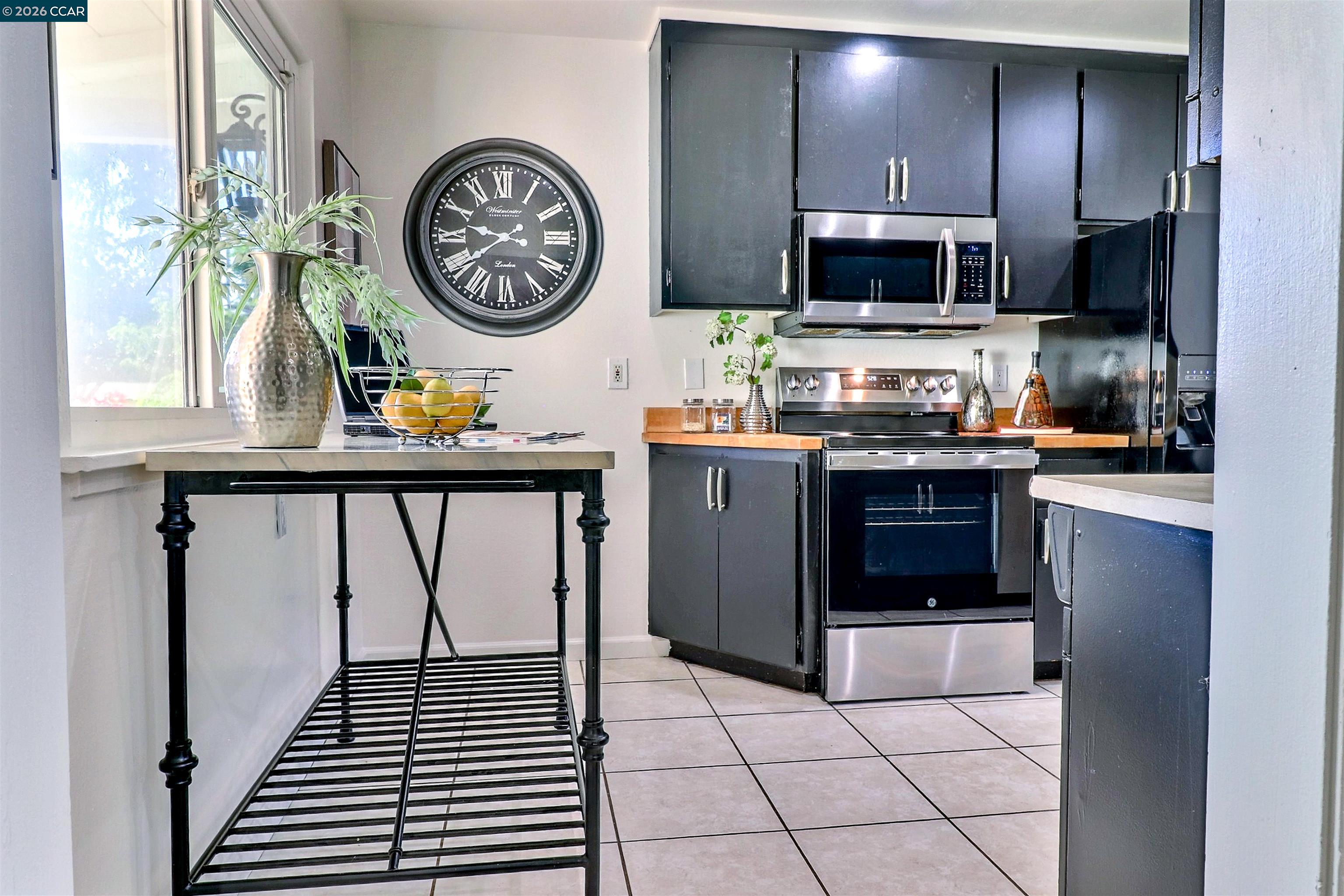 1792 Sharon Dr, Concord CA 94519 — photo 2