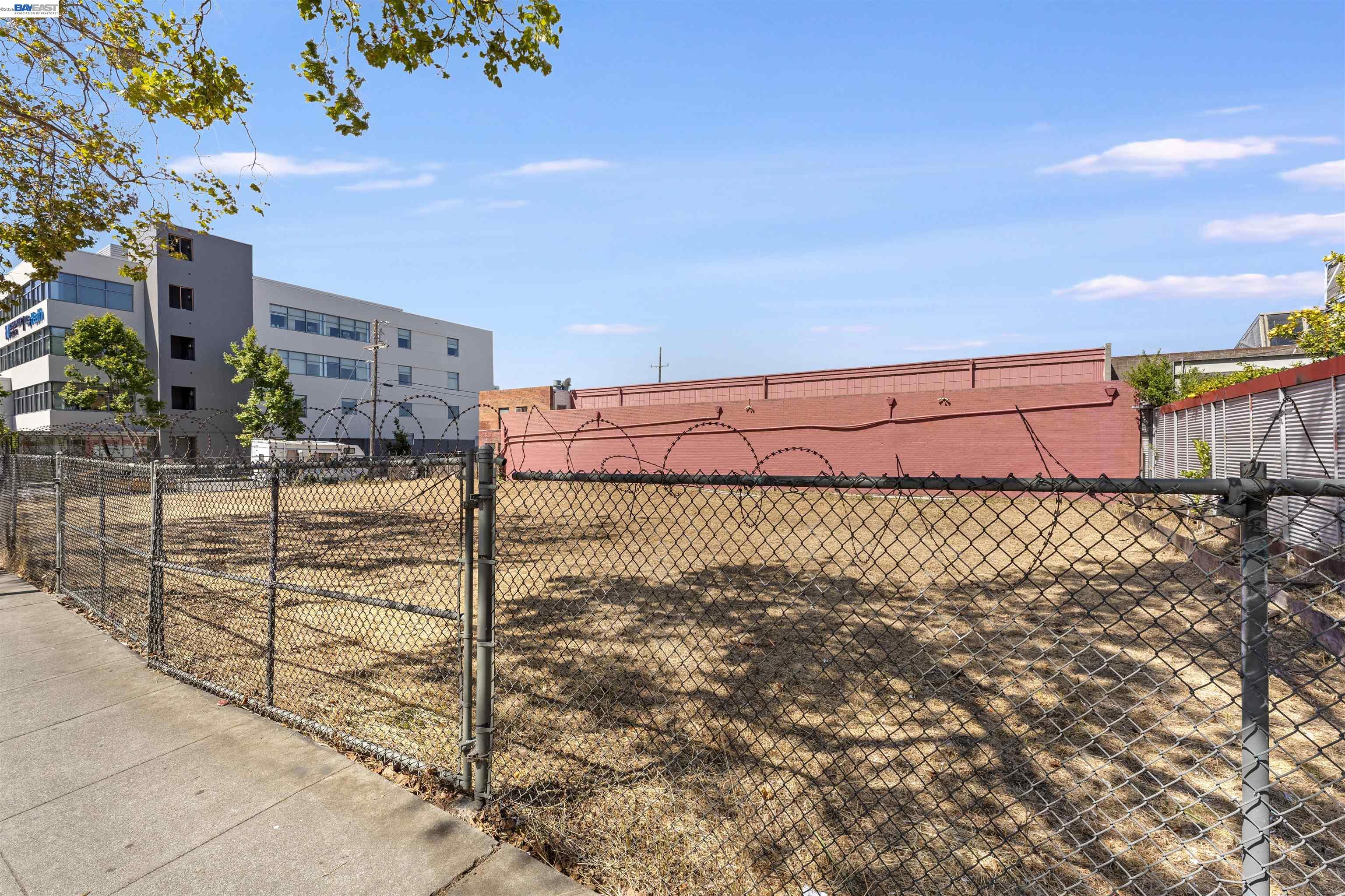 3020 San Pablo Ave, Berkeley CA 94702 — photo 49