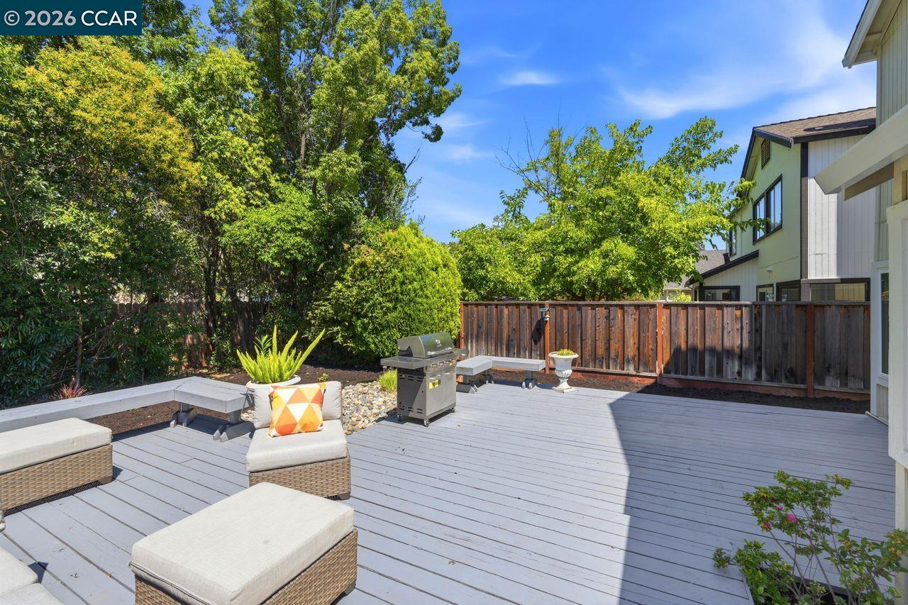 364 Flaming Oak Dr, Pleasant Hill CA 94523 — photo 42