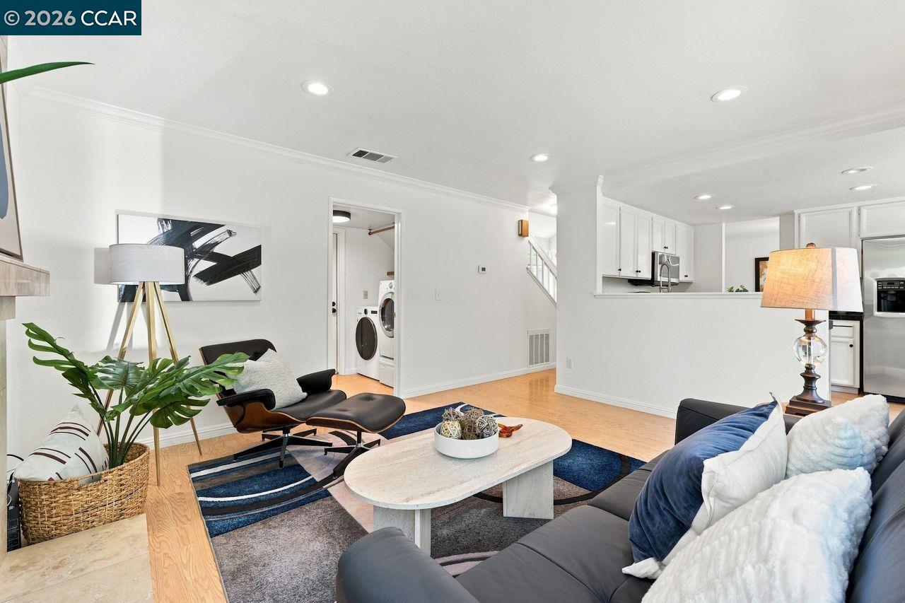 364 Flaming Oak Dr, Pleasant Hill CA 94523 — photo 9