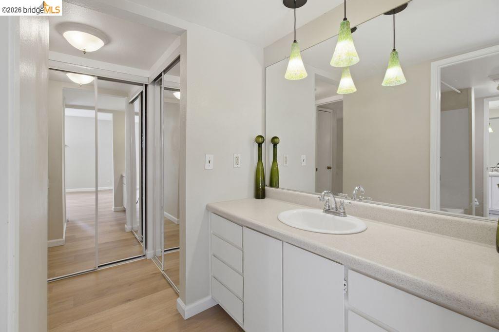 2400 Larkspur LN APT 264, Sacramento CA 95825 — photo 9