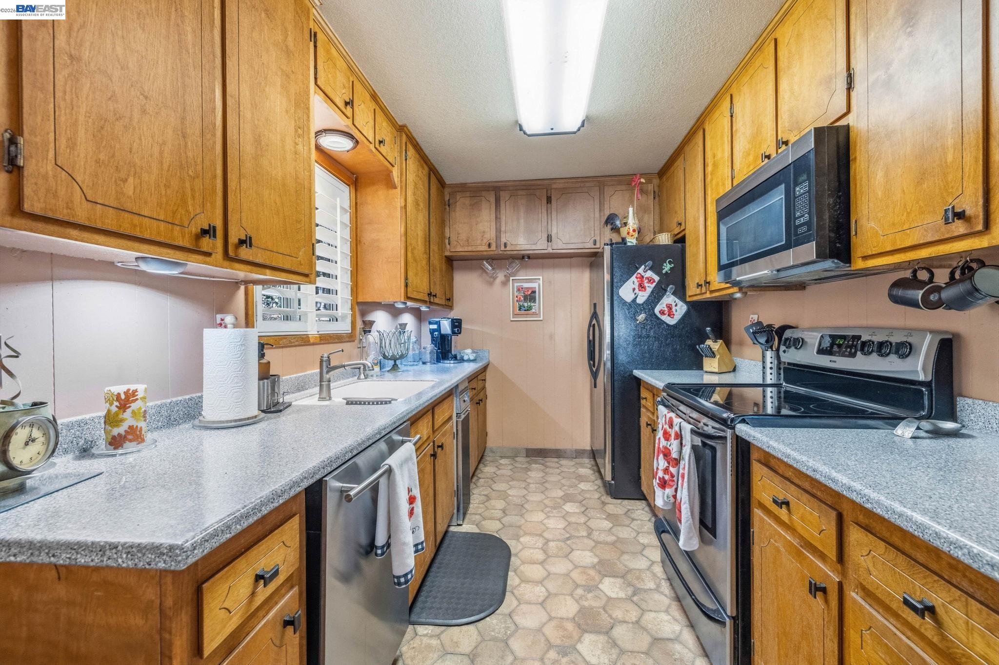 24217 Appaloosa Way, Sonora CA 95370 — photo 13