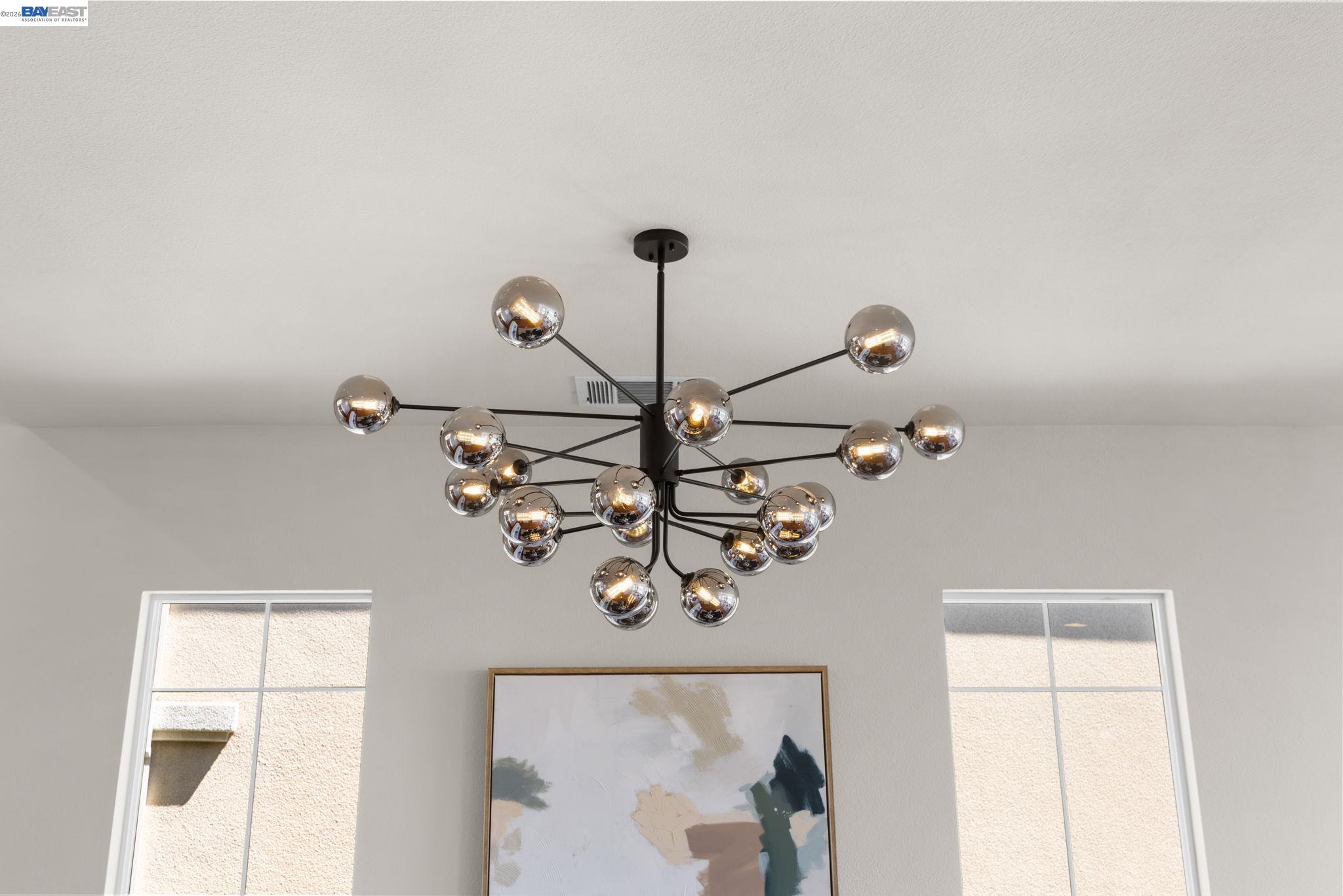 8249 Skyline Cir, Oakland CA 94605 — photo 9