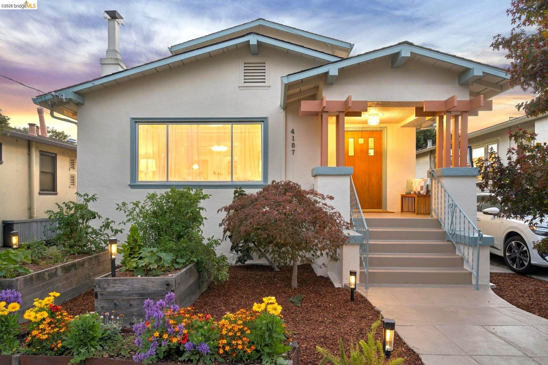 4187 Emerald Street, Oakland