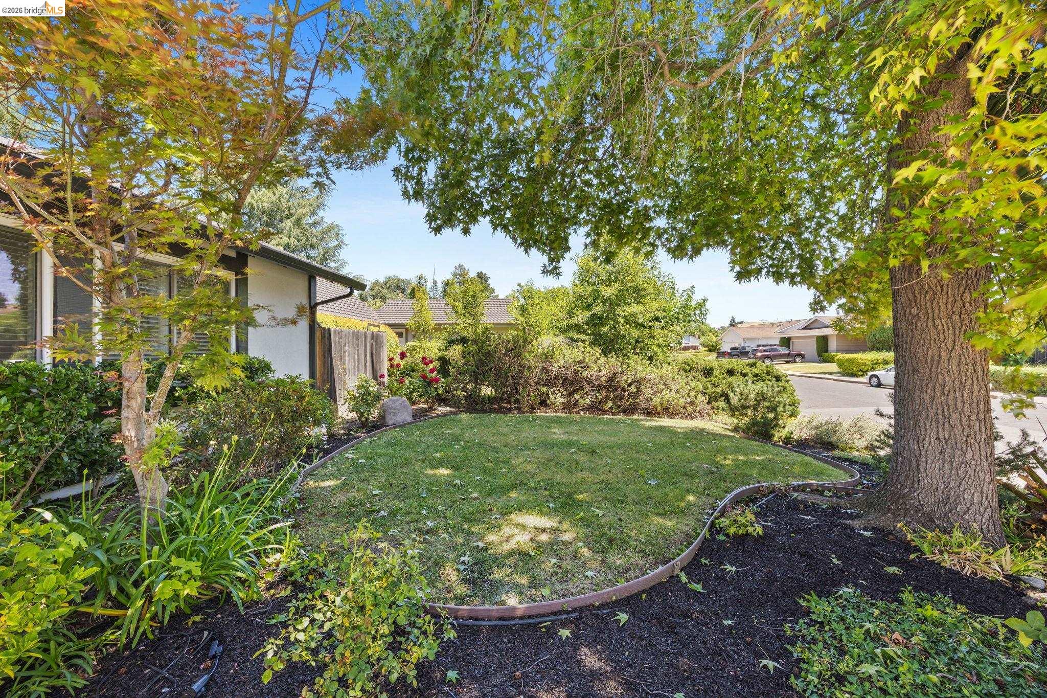 2715 Lyon Cir, Concord CA 94518 — photo 40