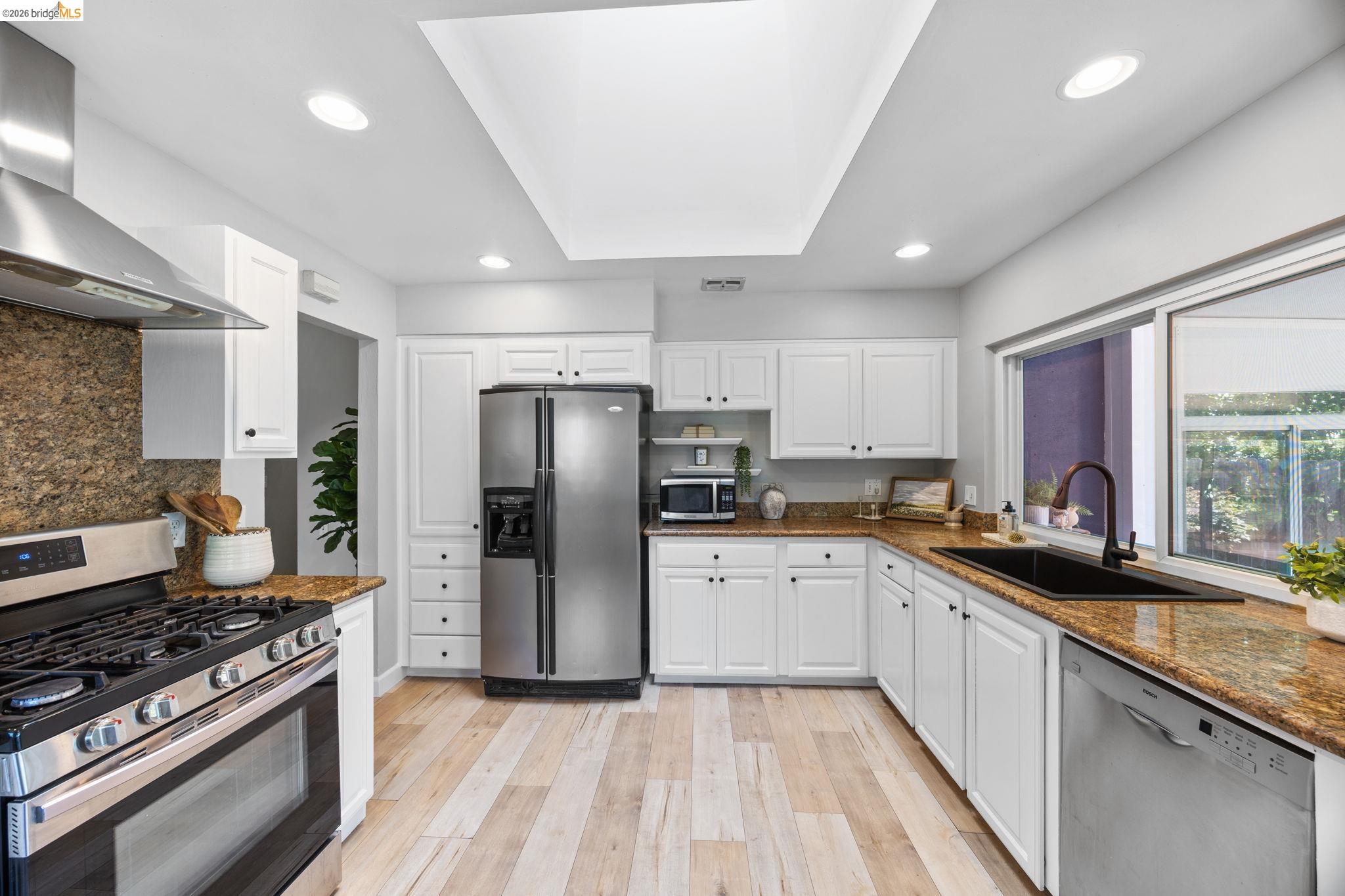 2715 Lyon Cir, Concord CA 94518 — photo 9