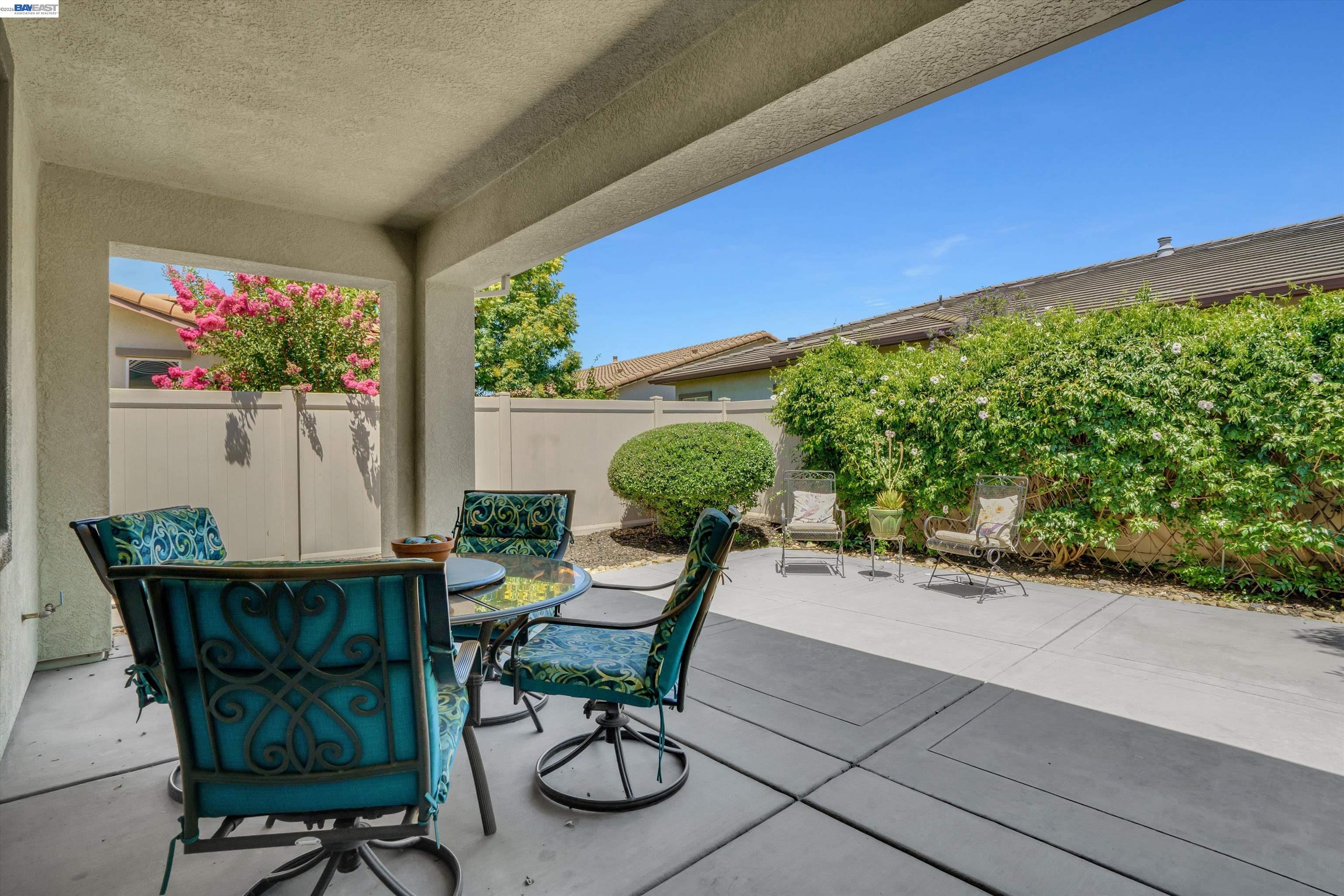 2472 Shadow Berry Dr, Manteca CA 95336 — photo 27